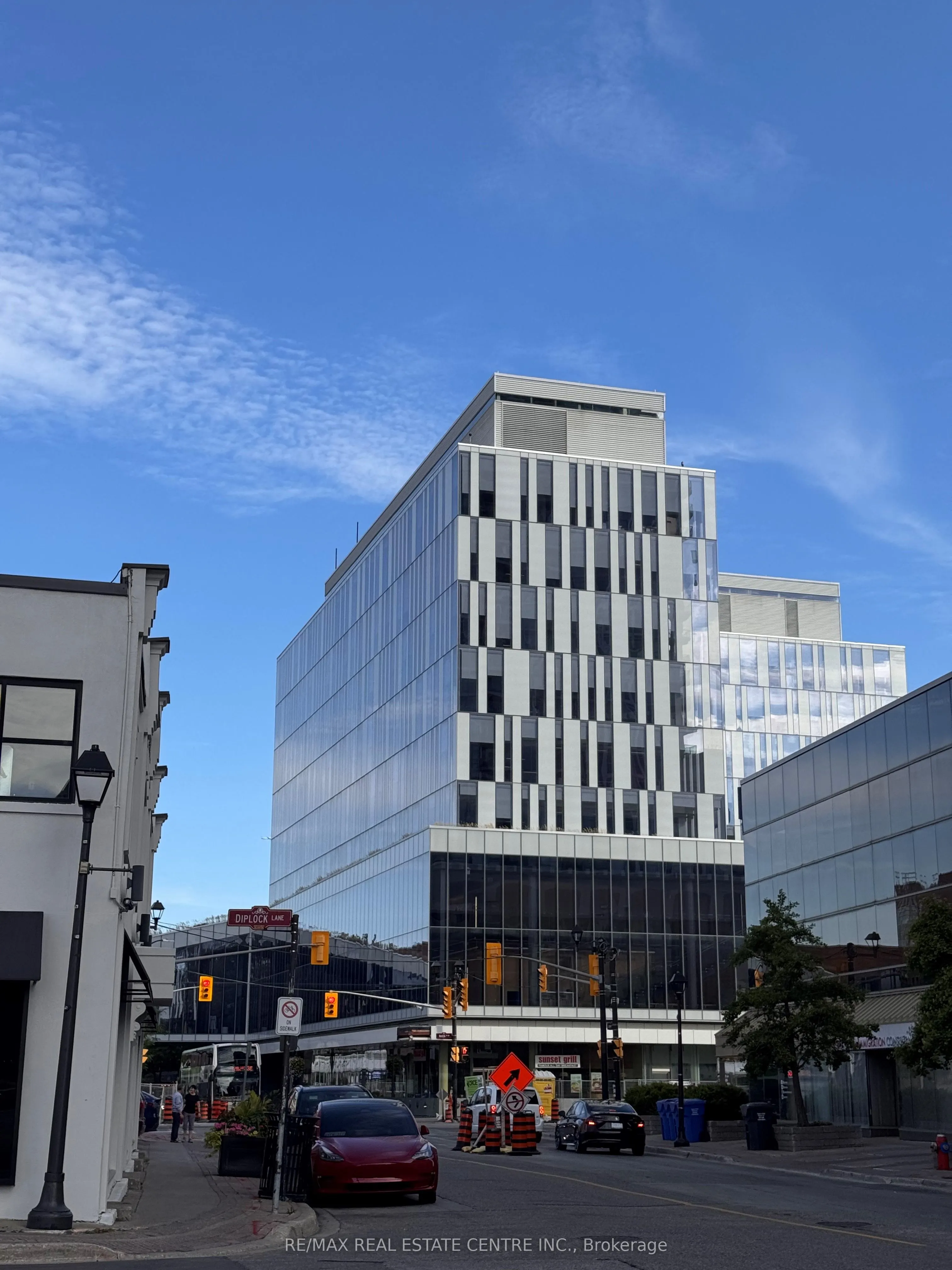 9 George Street, #1009