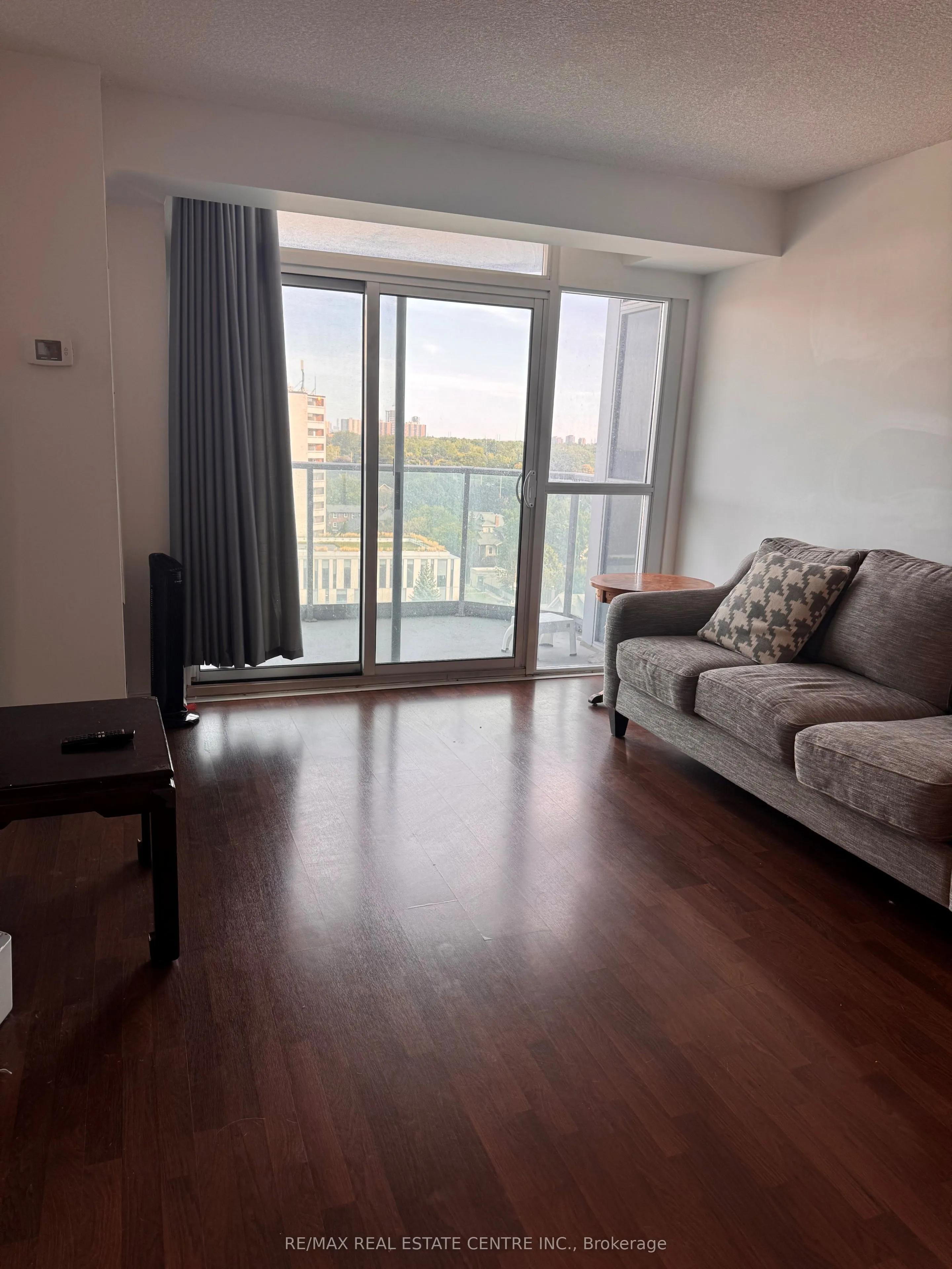 9 George Street, #1009