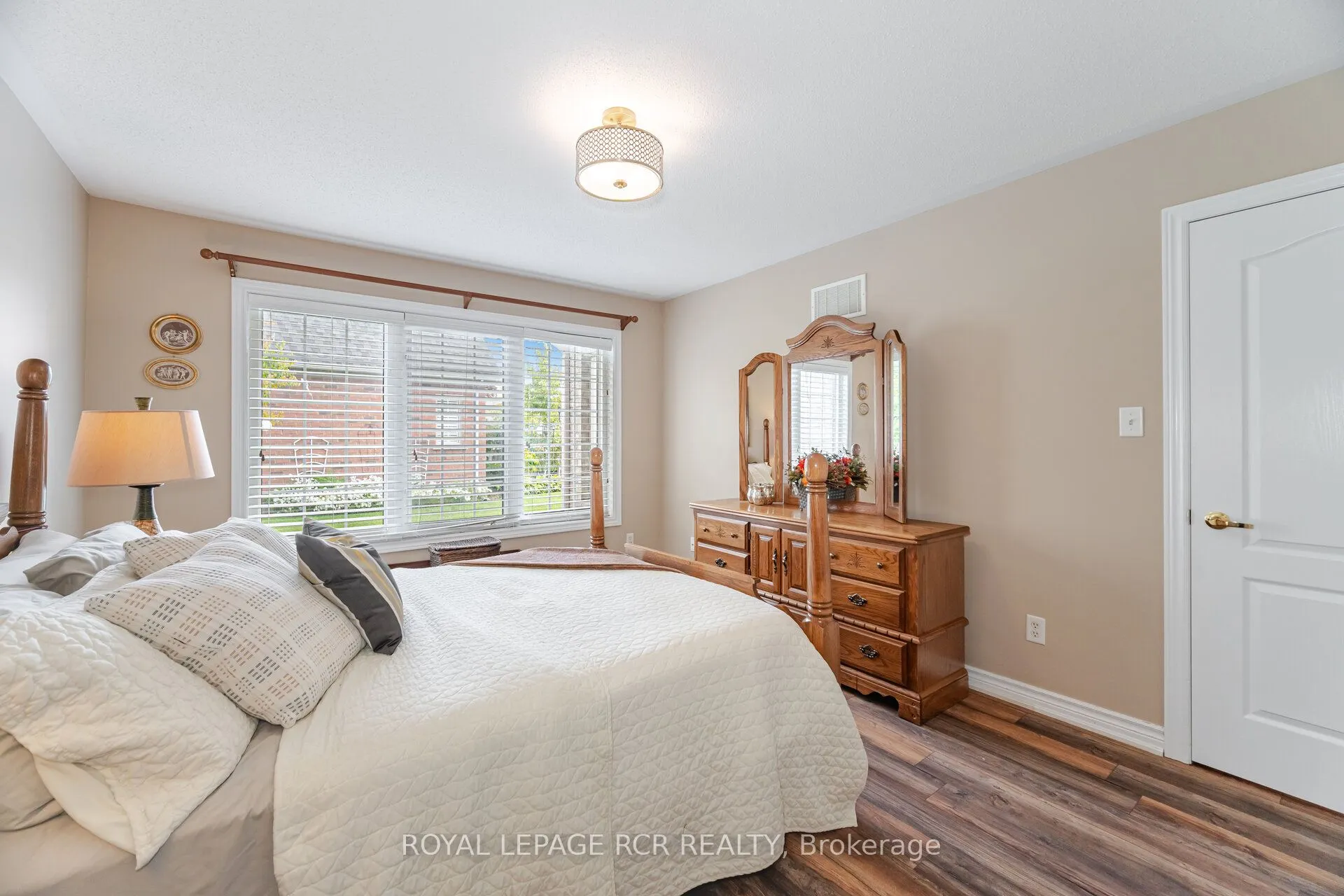21 Seashell Place, #11