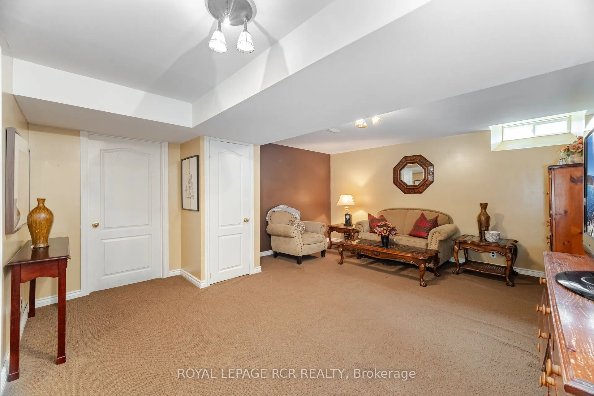 21 Seashell Place, #11