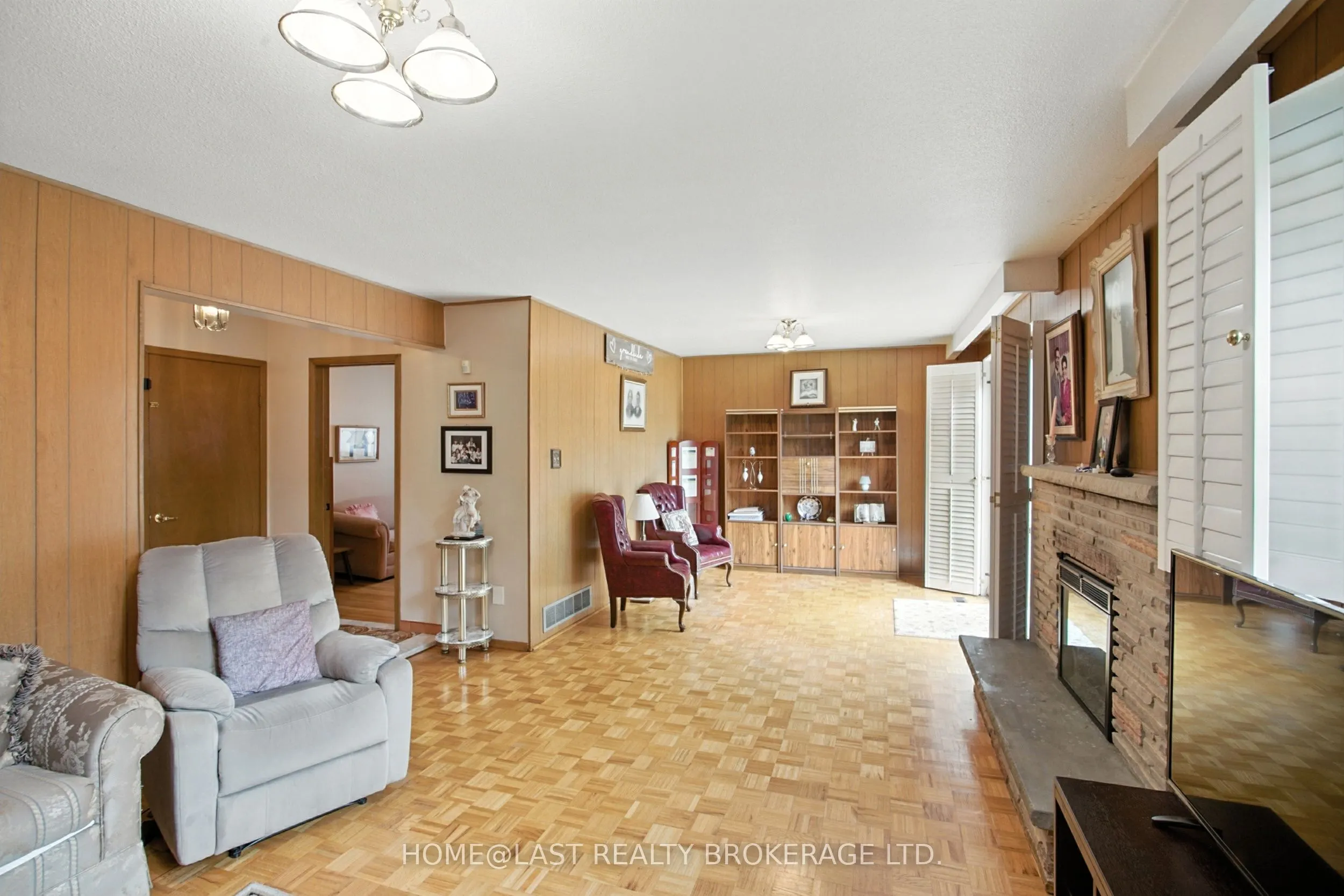 15 Blacksmith Crescent