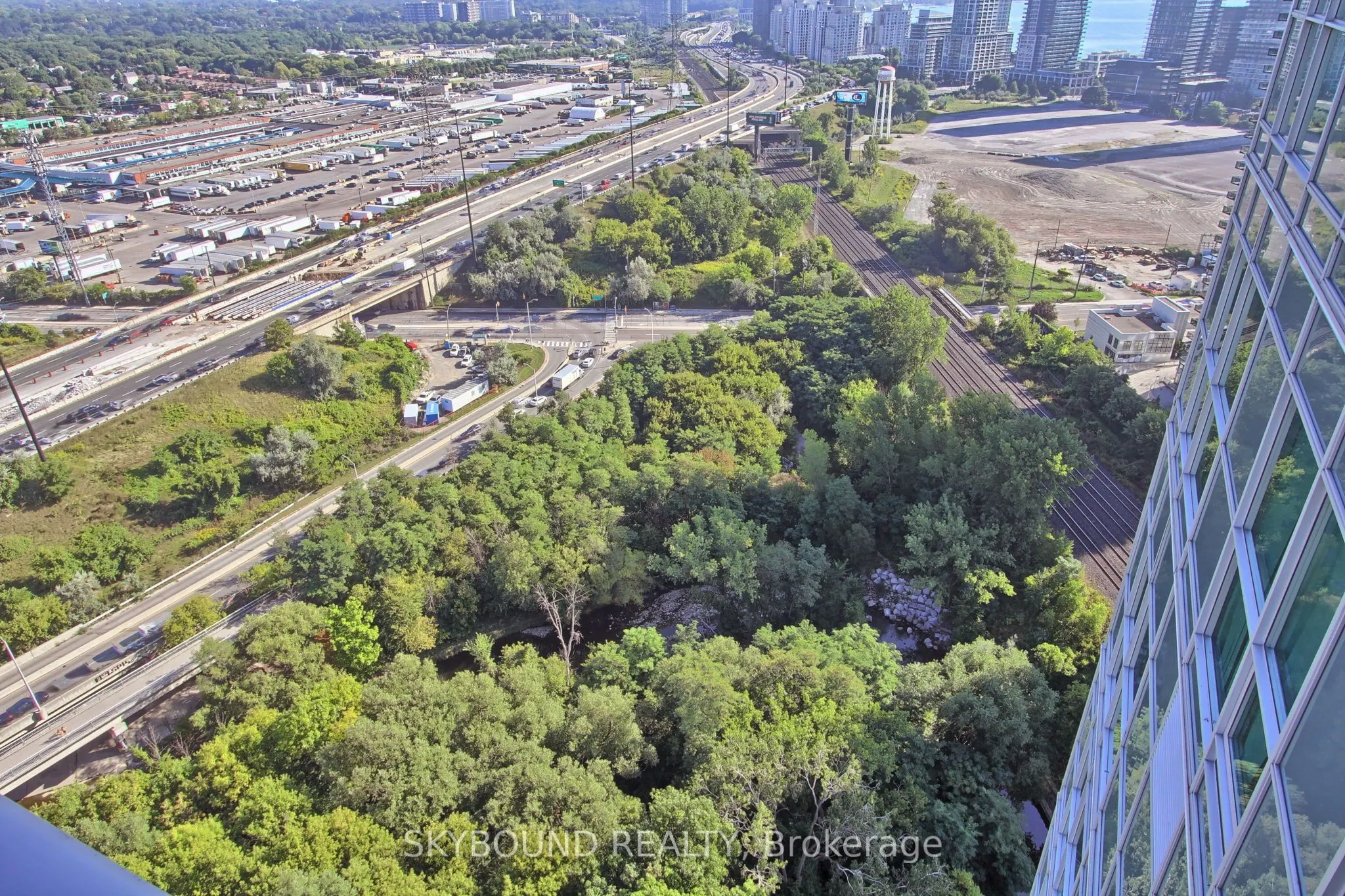 165 Legion Road N, #2723