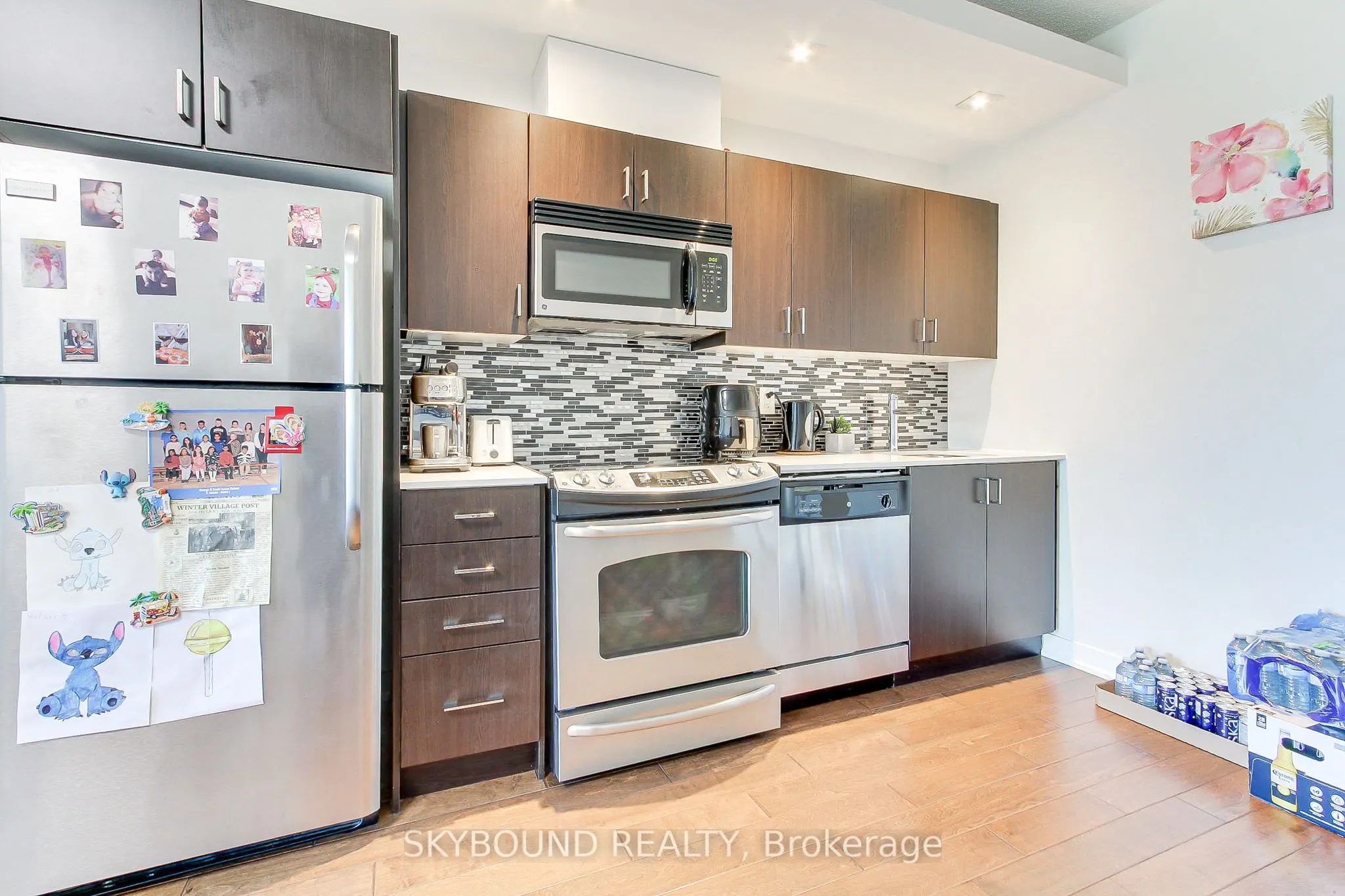 165 Legion Road N, #2723