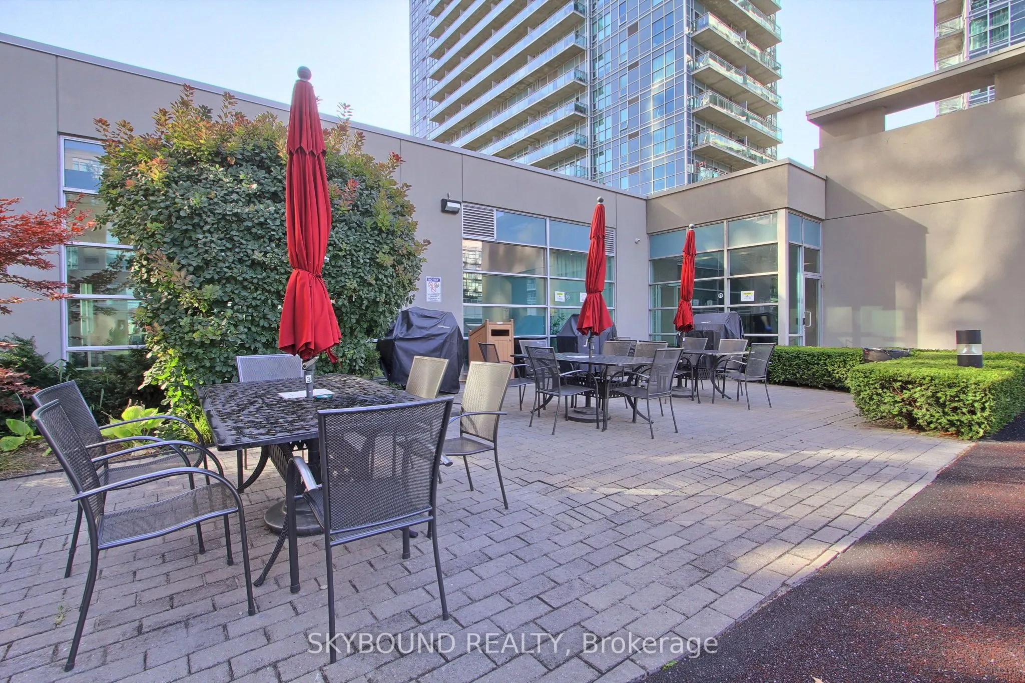 165 Legion Road N, #2723