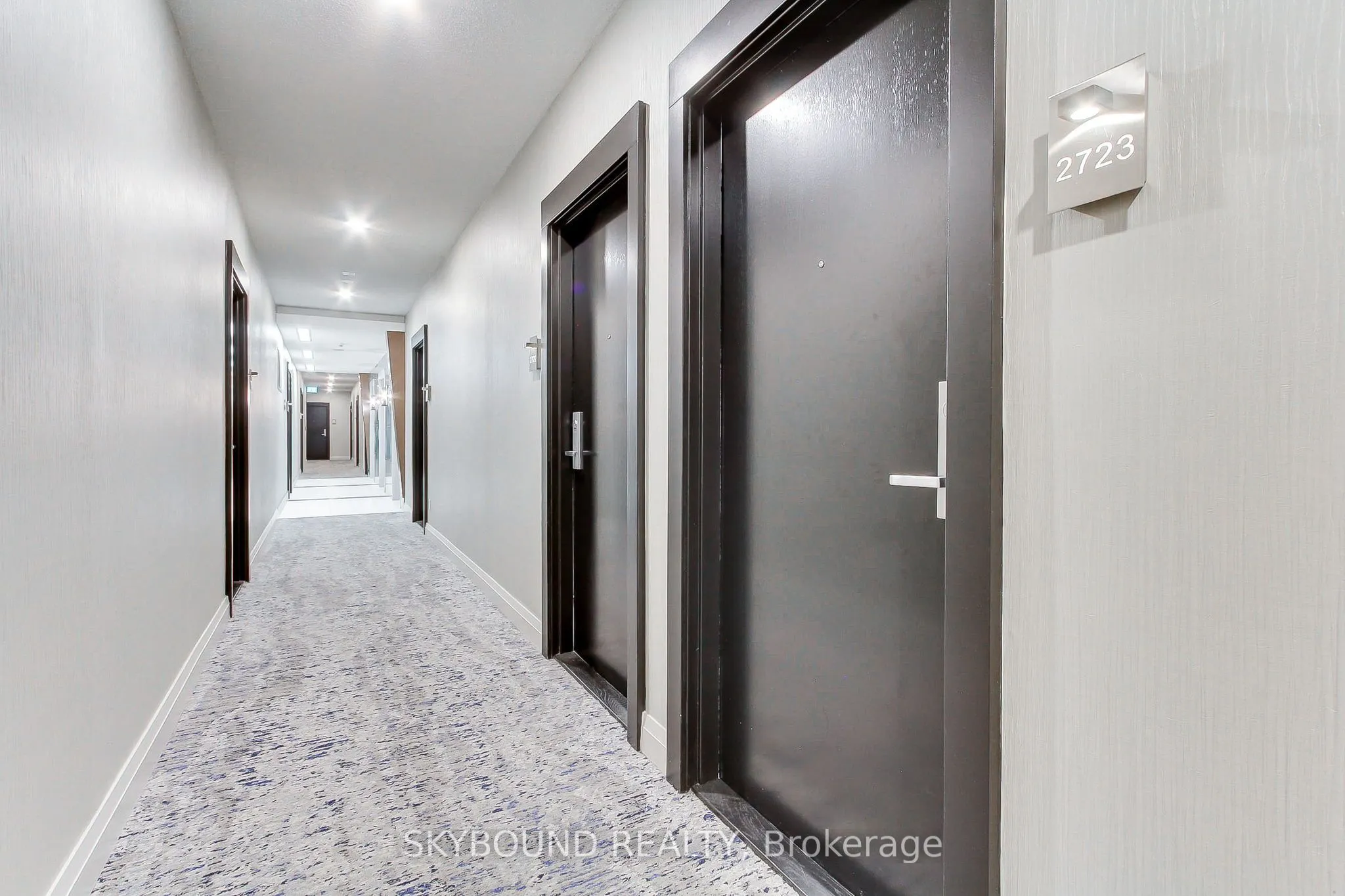 165 Legion Road N, #2723