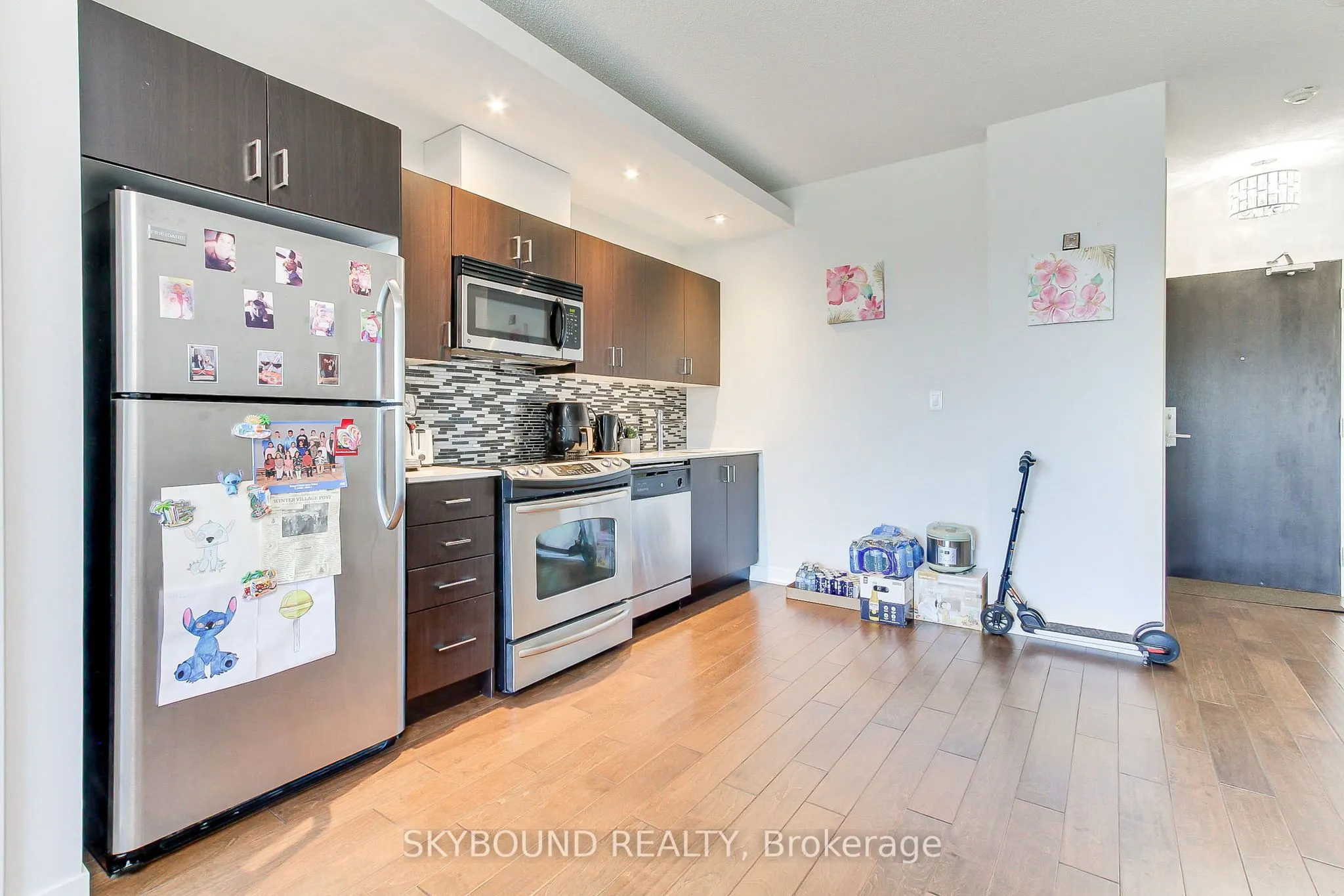 165 Legion Road N, #2723
