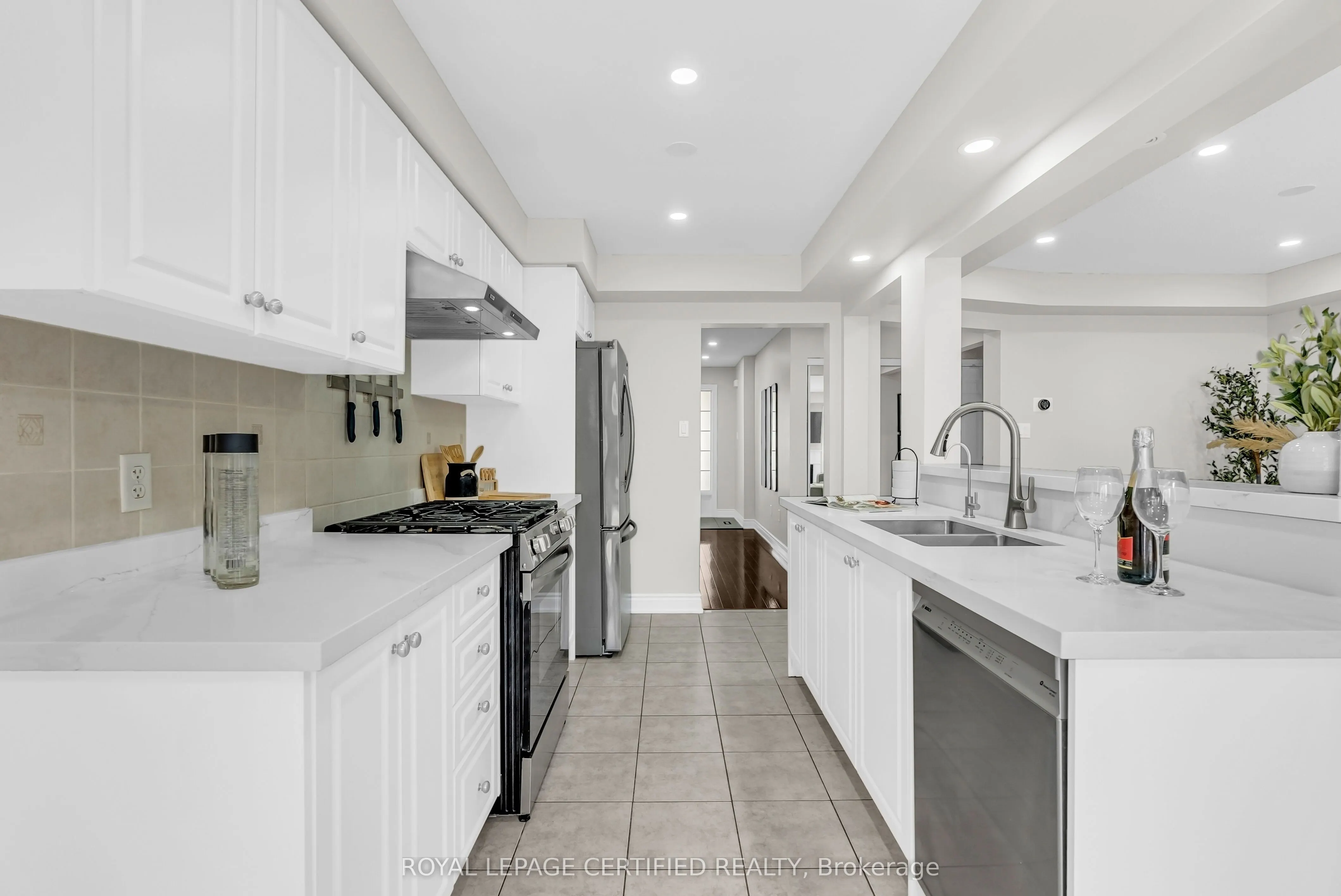 2511 Boros Road, #3