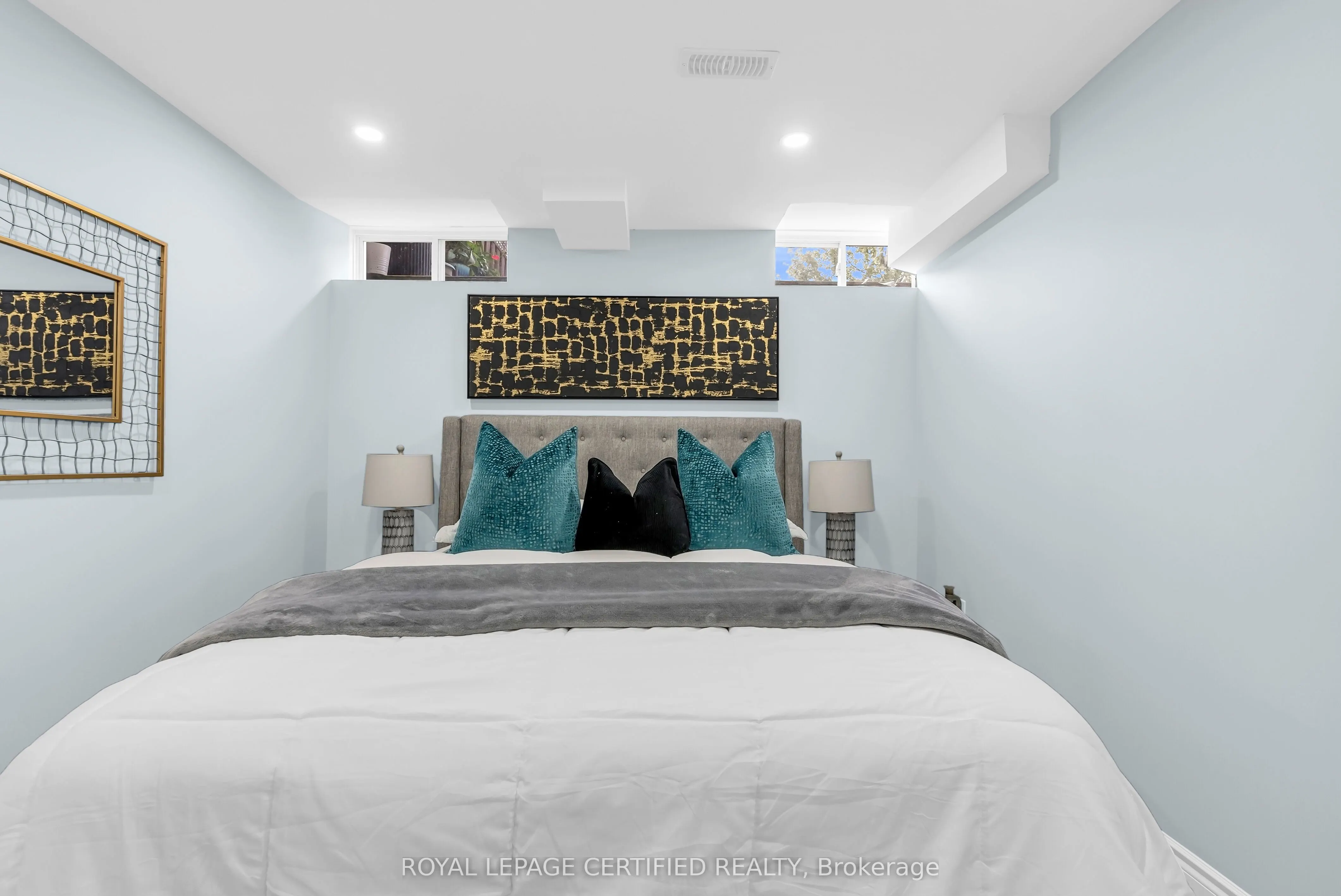 2511 Boros Road, #3