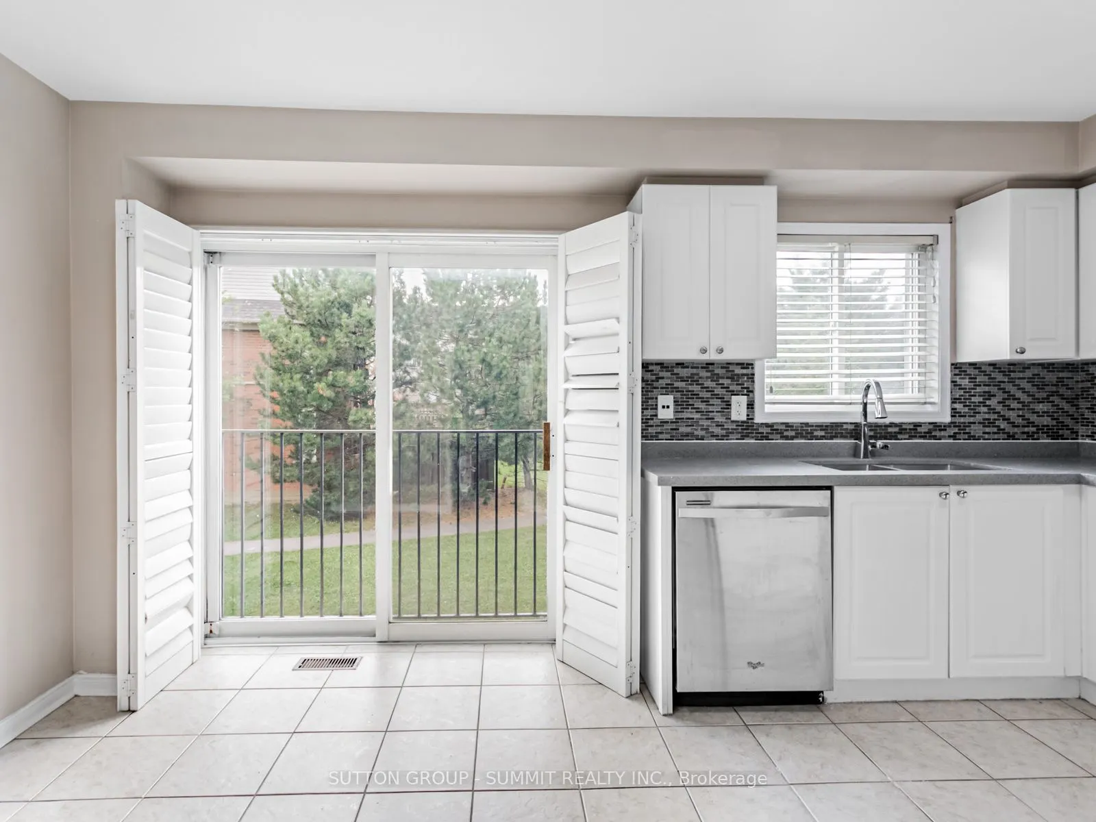 4950 Albina Way, #6