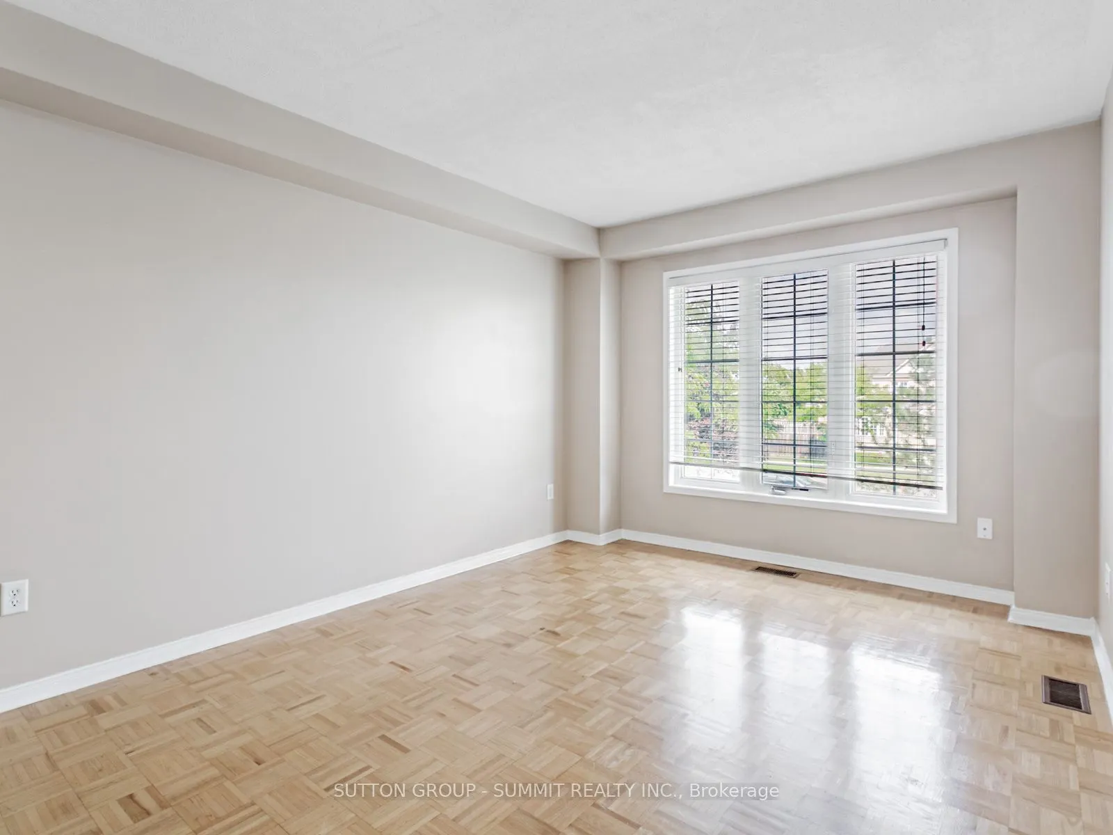 4950 Albina Way, #6