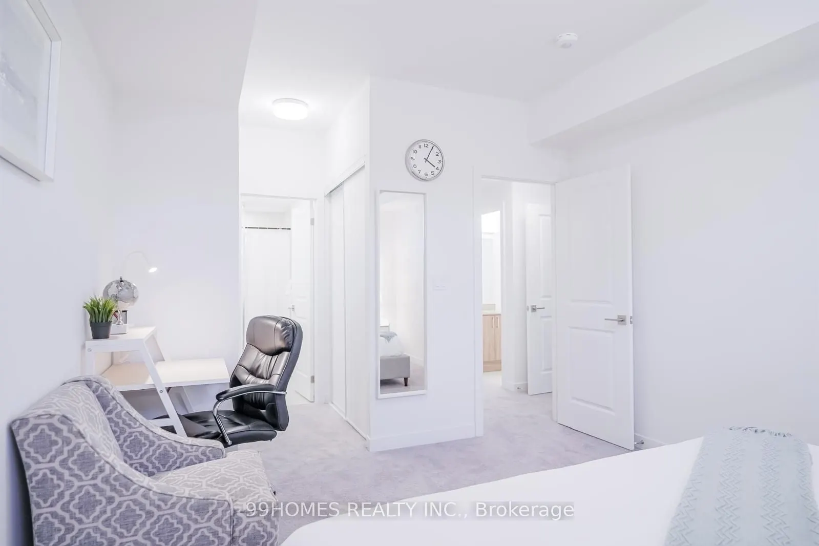 4015 Hickory Drive, #17
