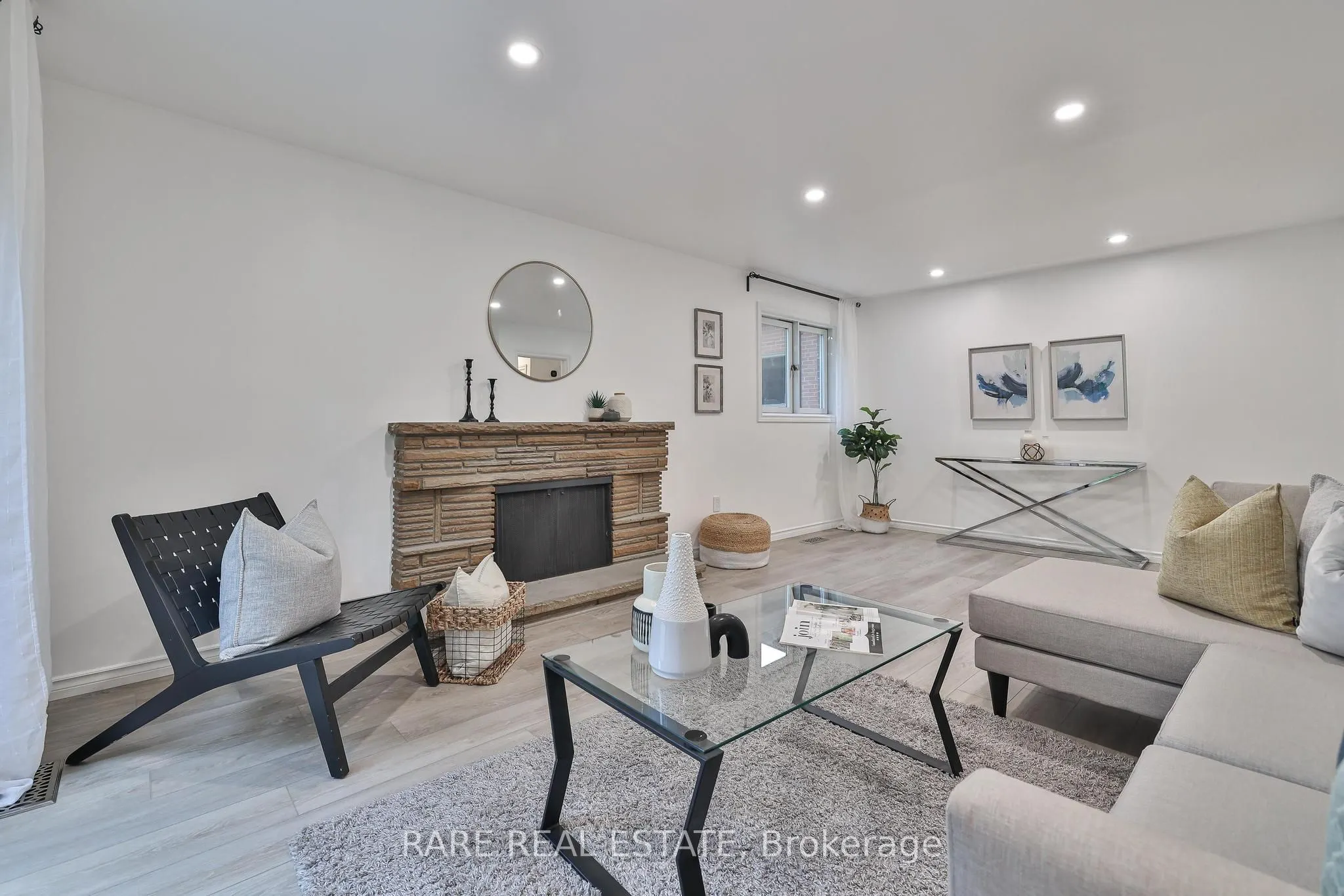 1111 Kipling Avenue
