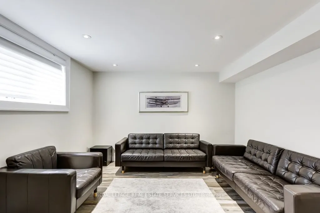 15 Sunnydale Drive