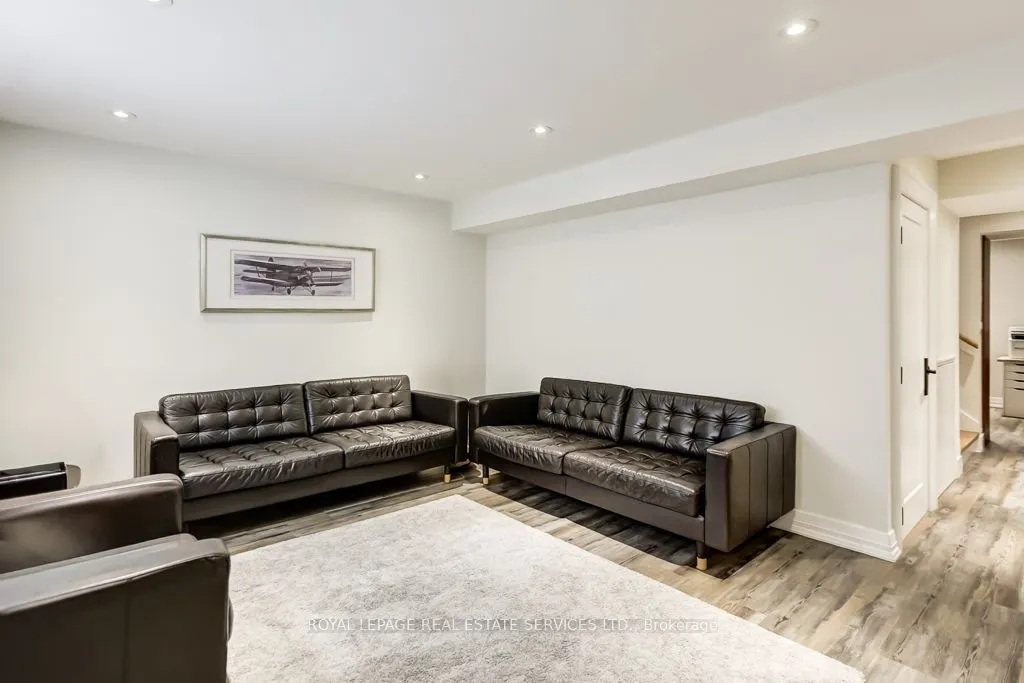 15 Sunnydale Drive