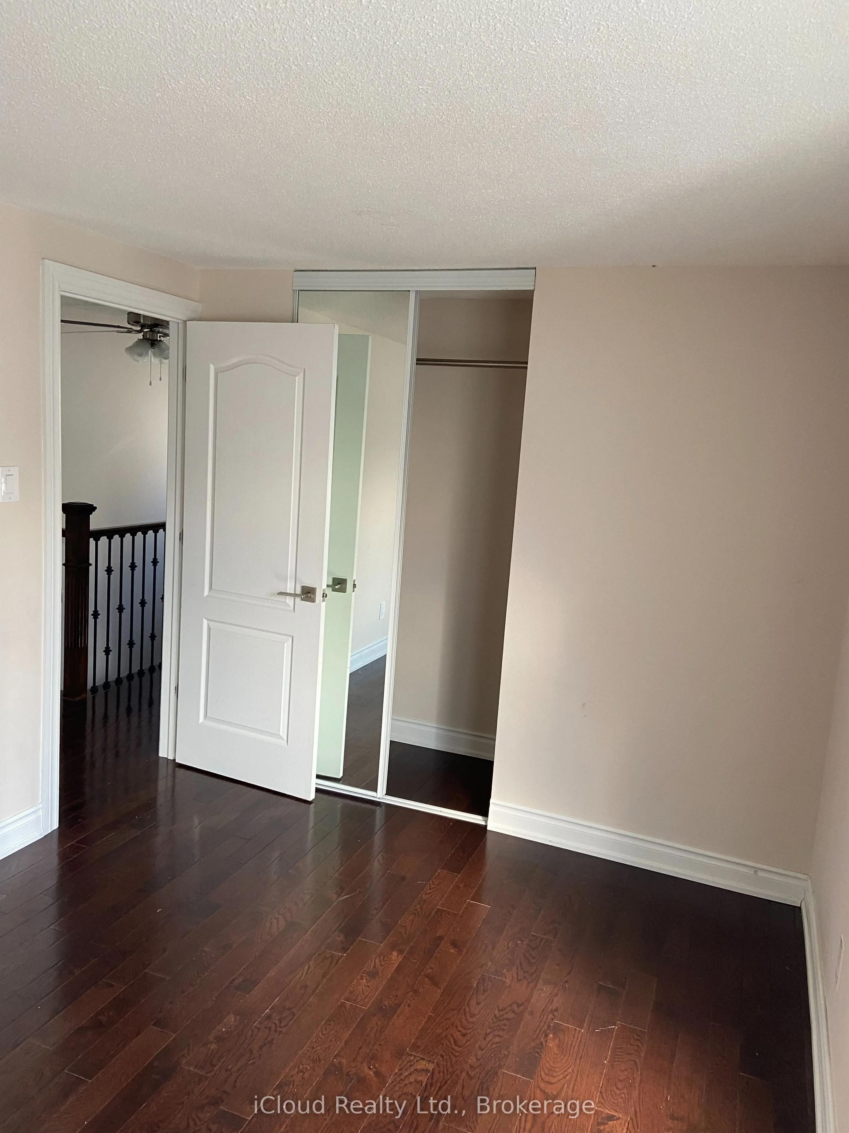 3221 Victoria Street, #Upper