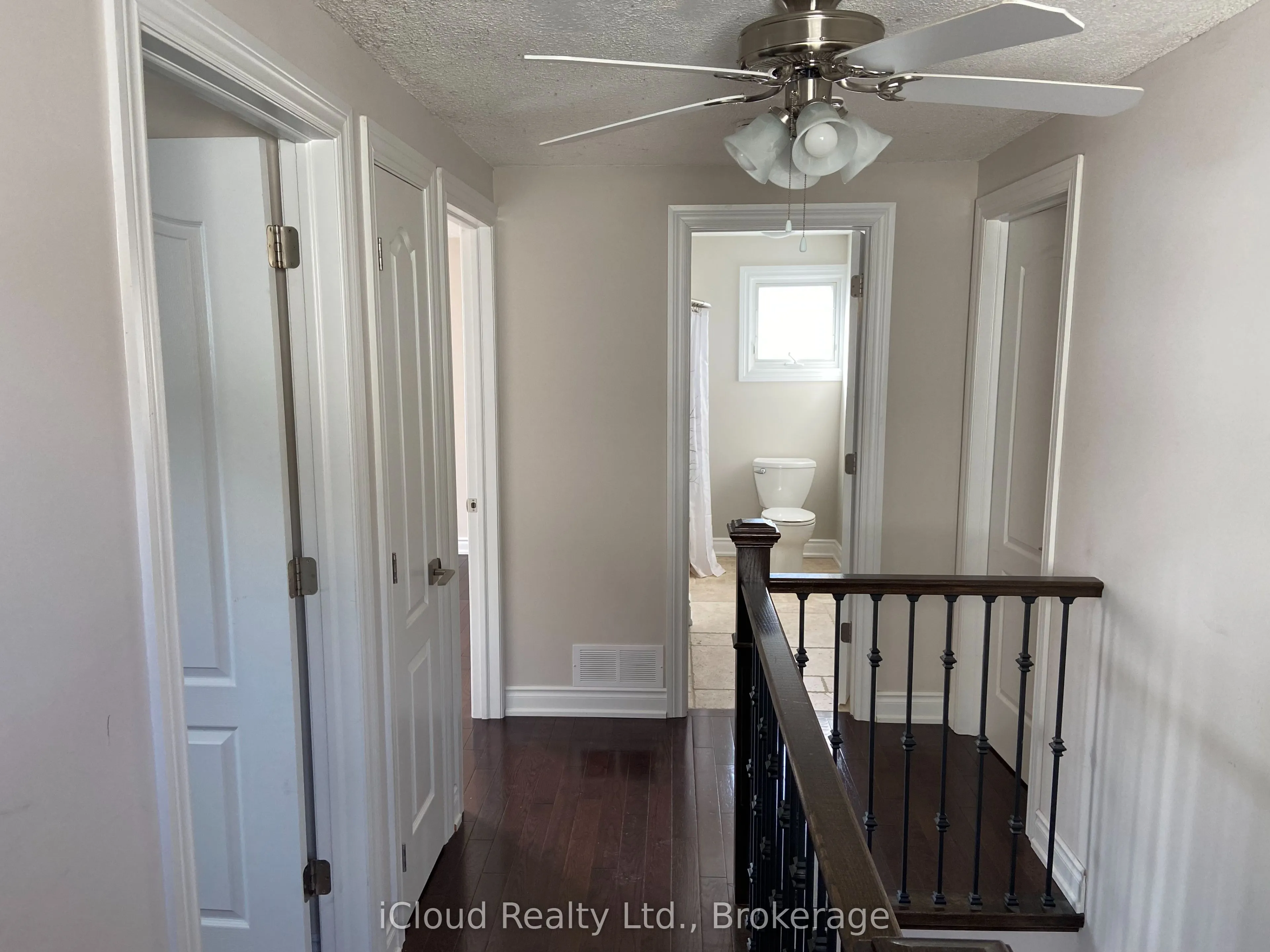 3221 Victoria Street, #Upper