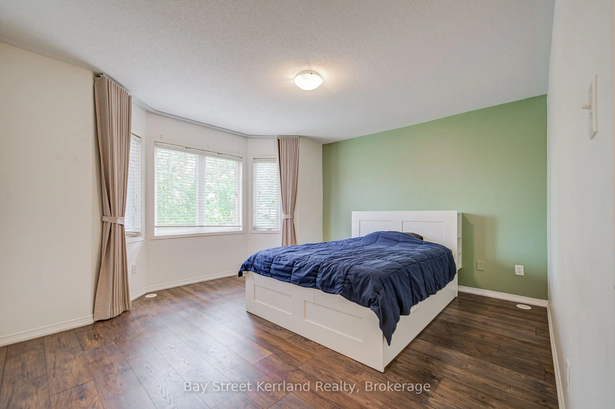 3355 Thomas Street, #12