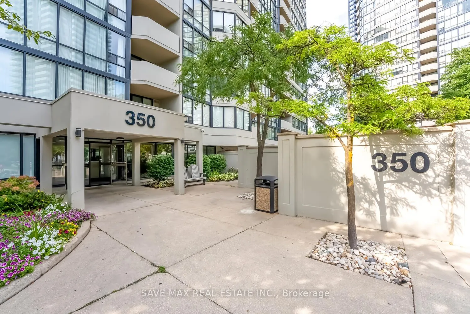 350 Rathburn Rd Road W, #904