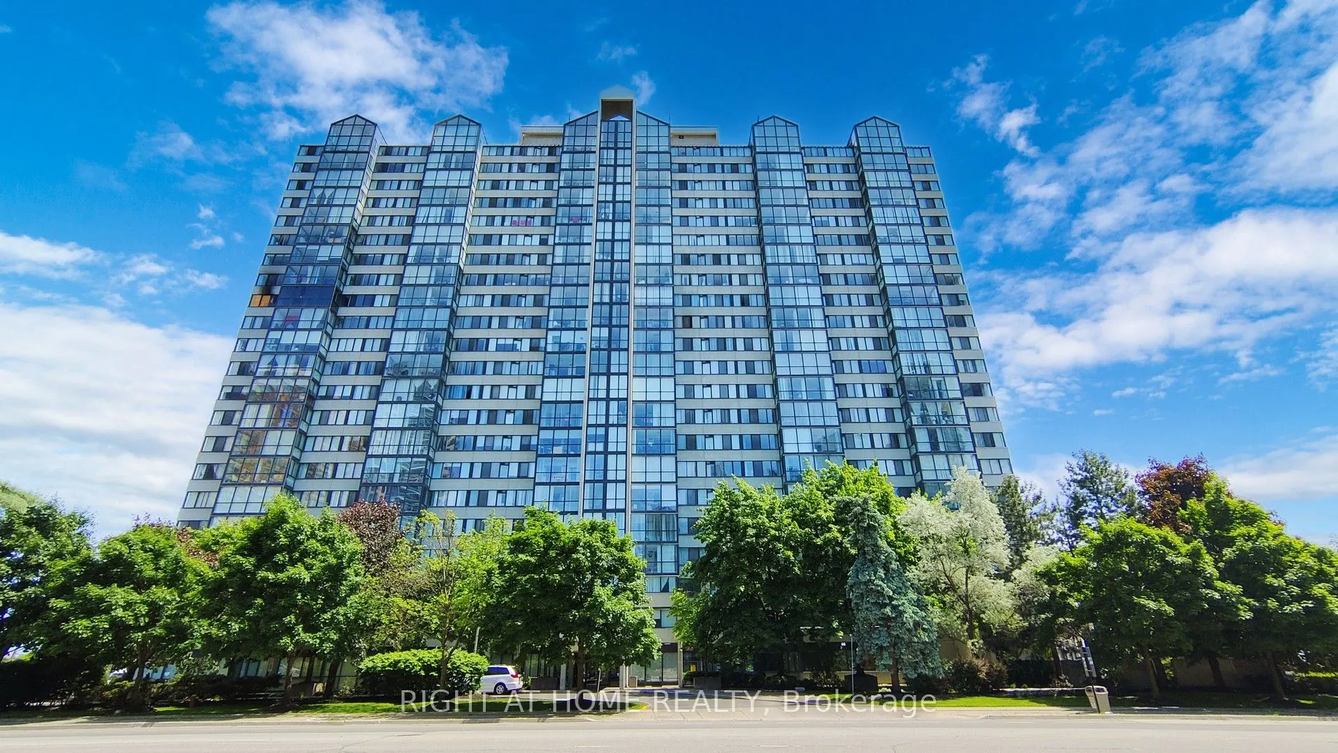 350 Webb Drive, #501