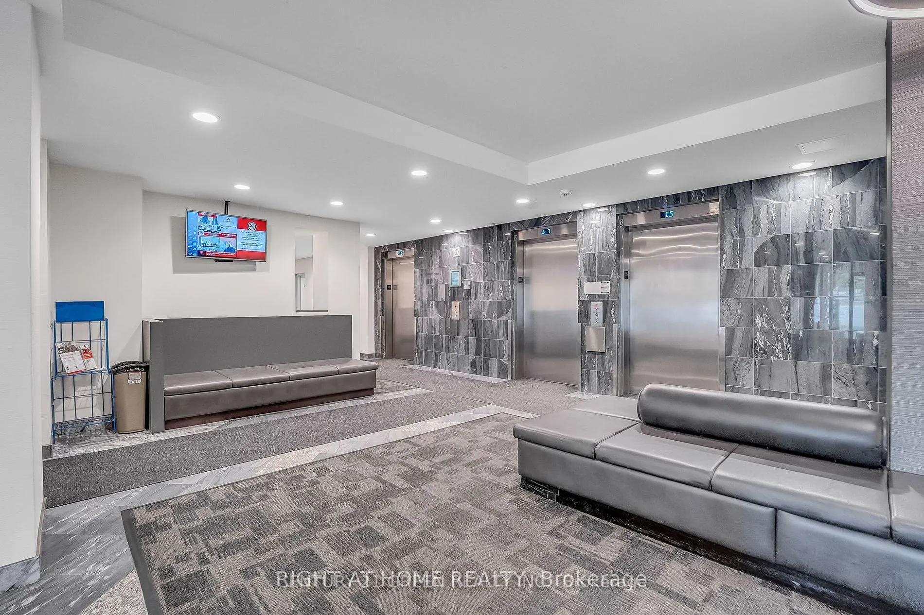 350 Webb Drive, #501