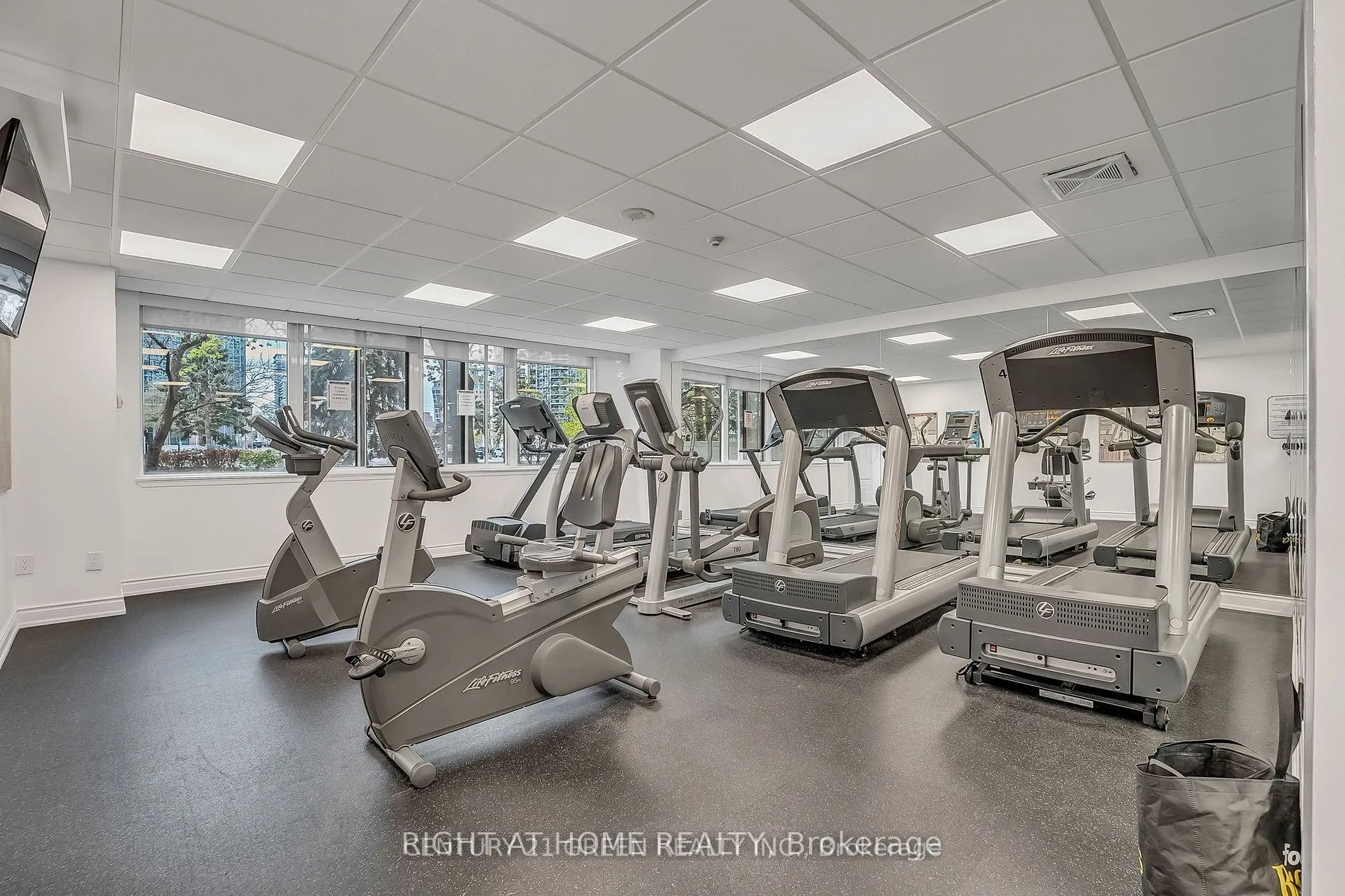 350 Webb Drive, #501