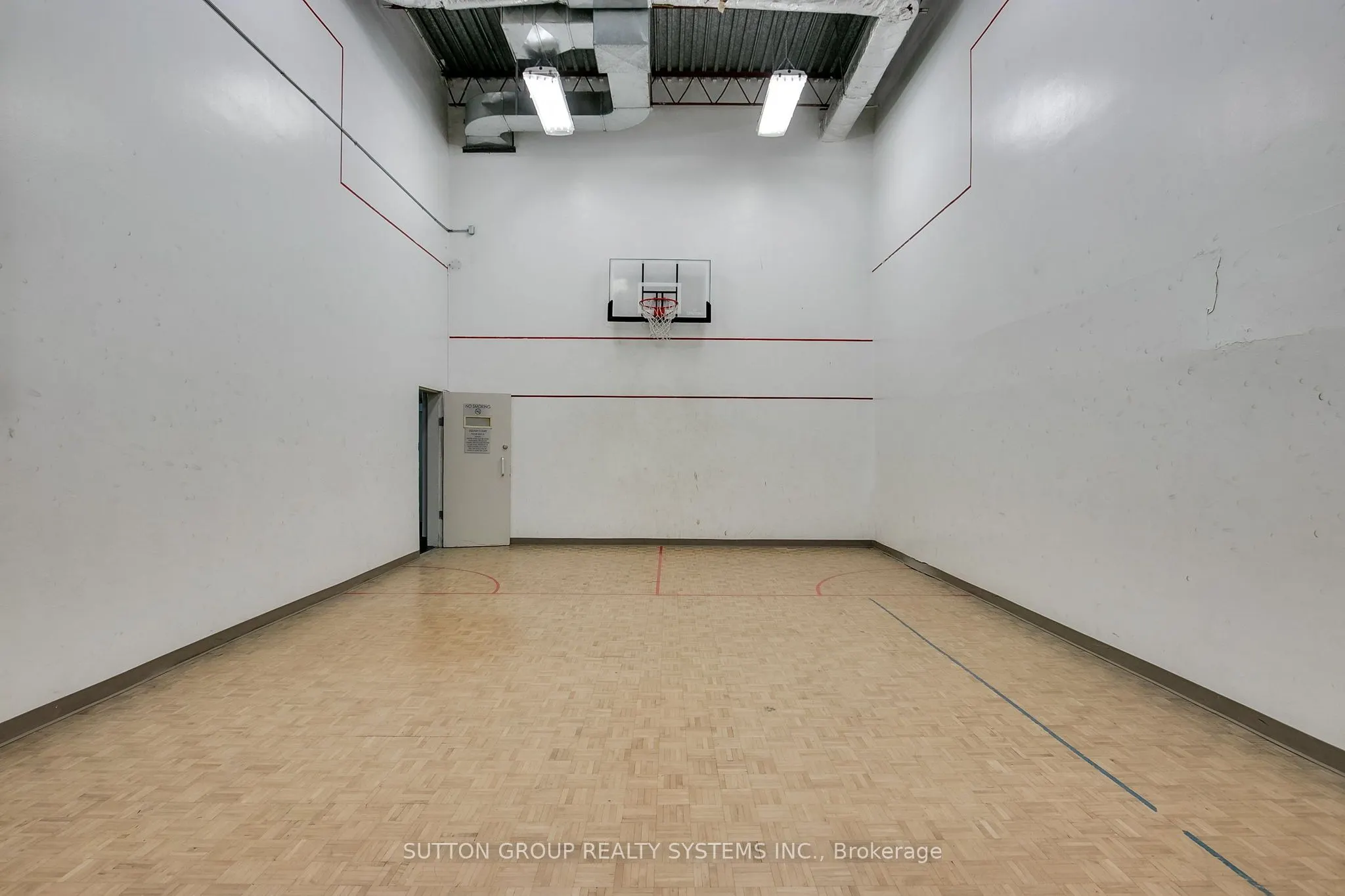 812 Burnhamthorpe Road, #907