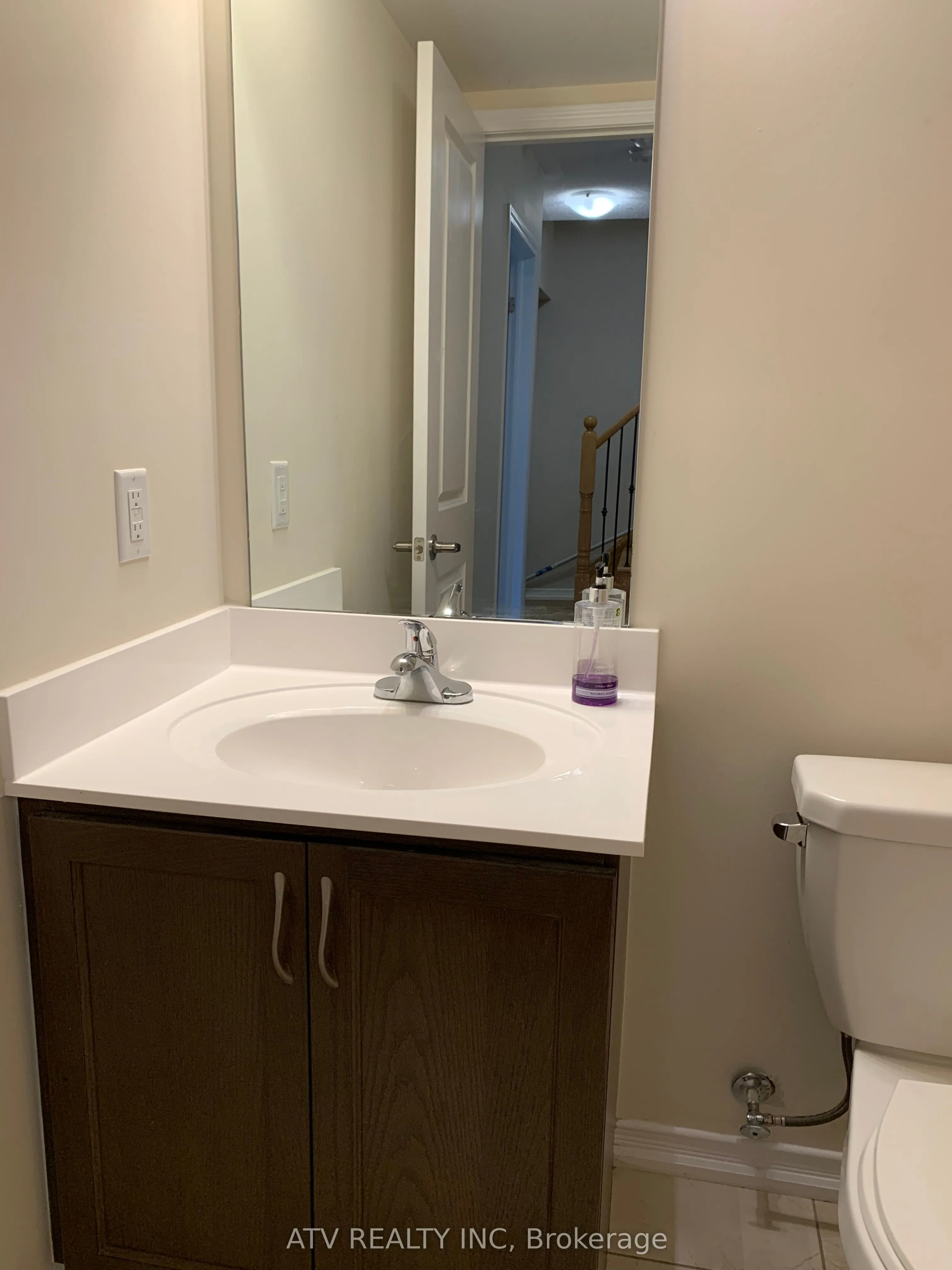26 Fieldway Road, #31