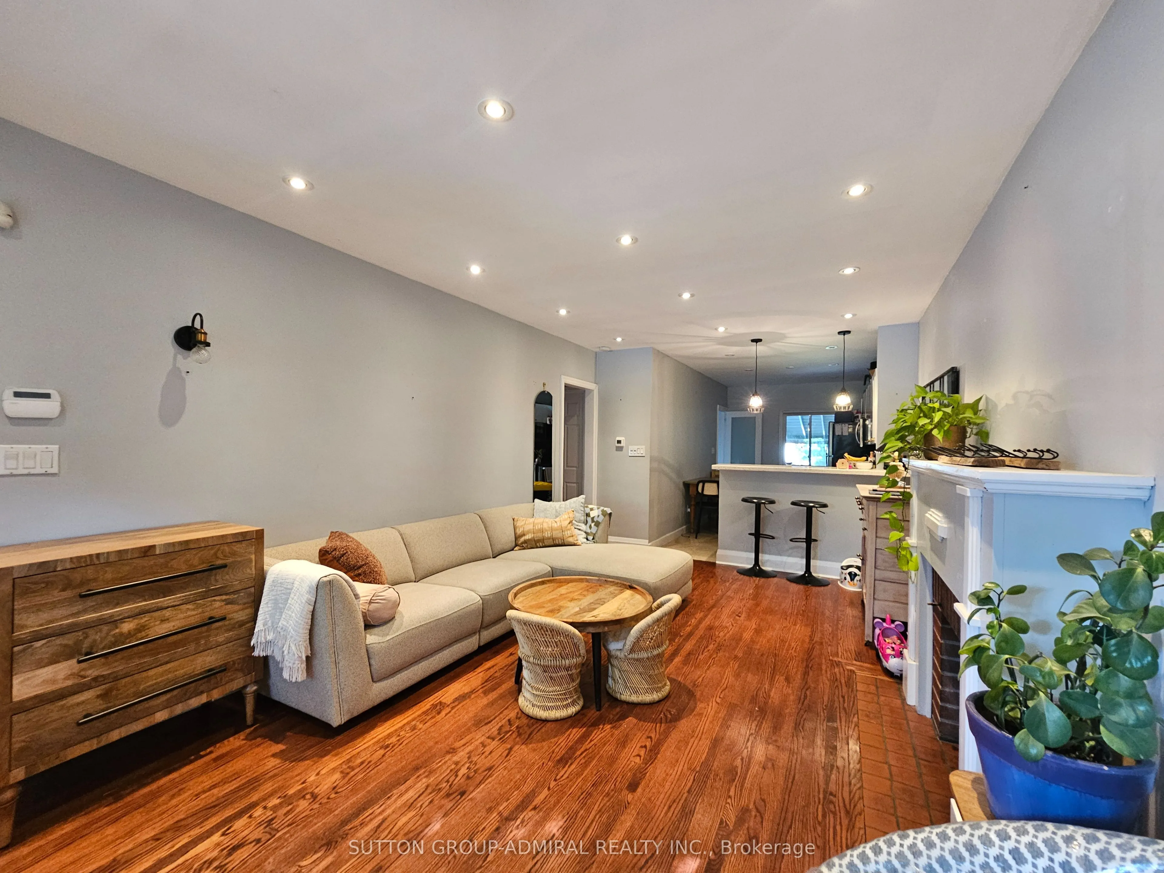 87 Third Street