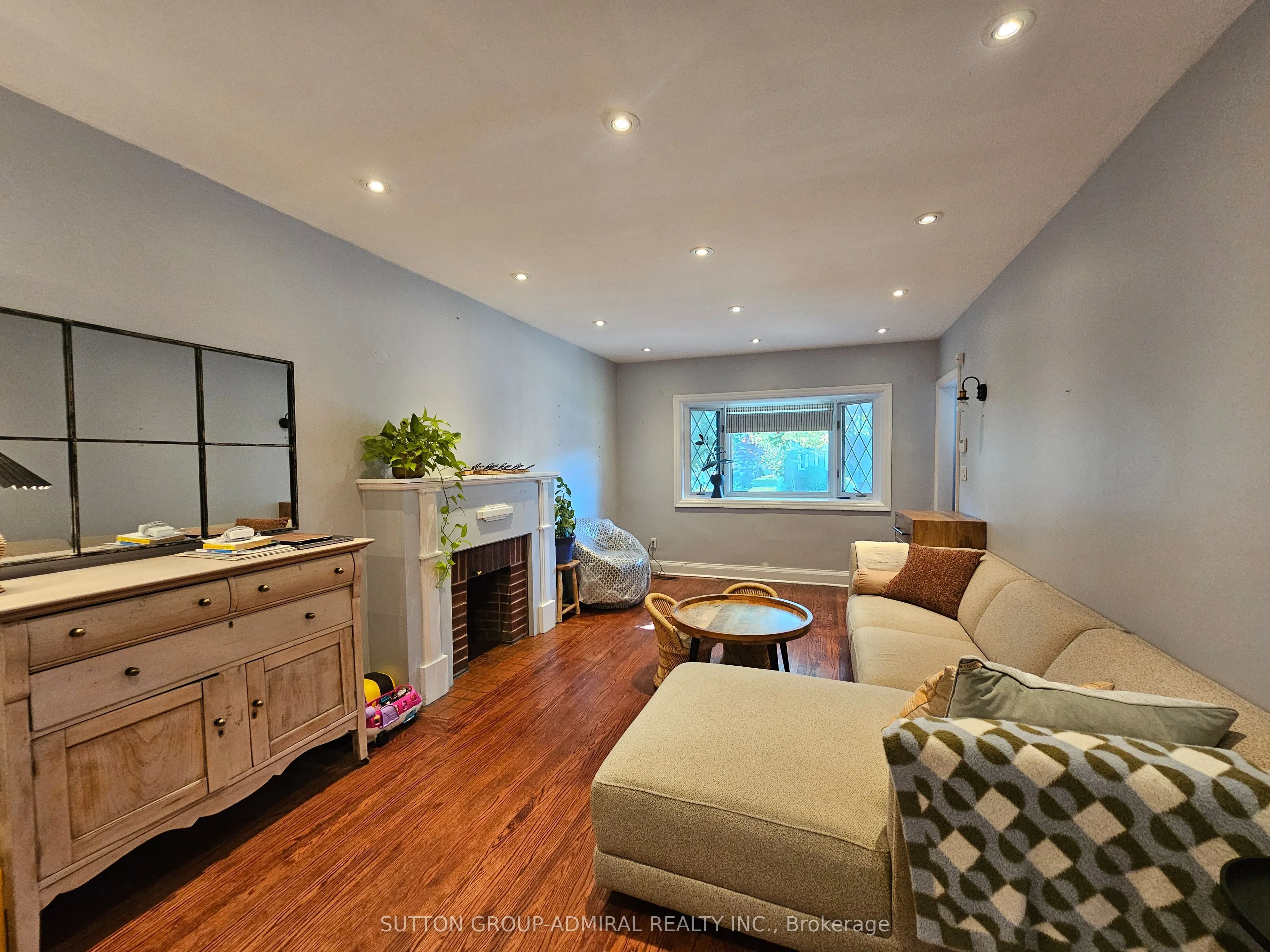 87 Third Street