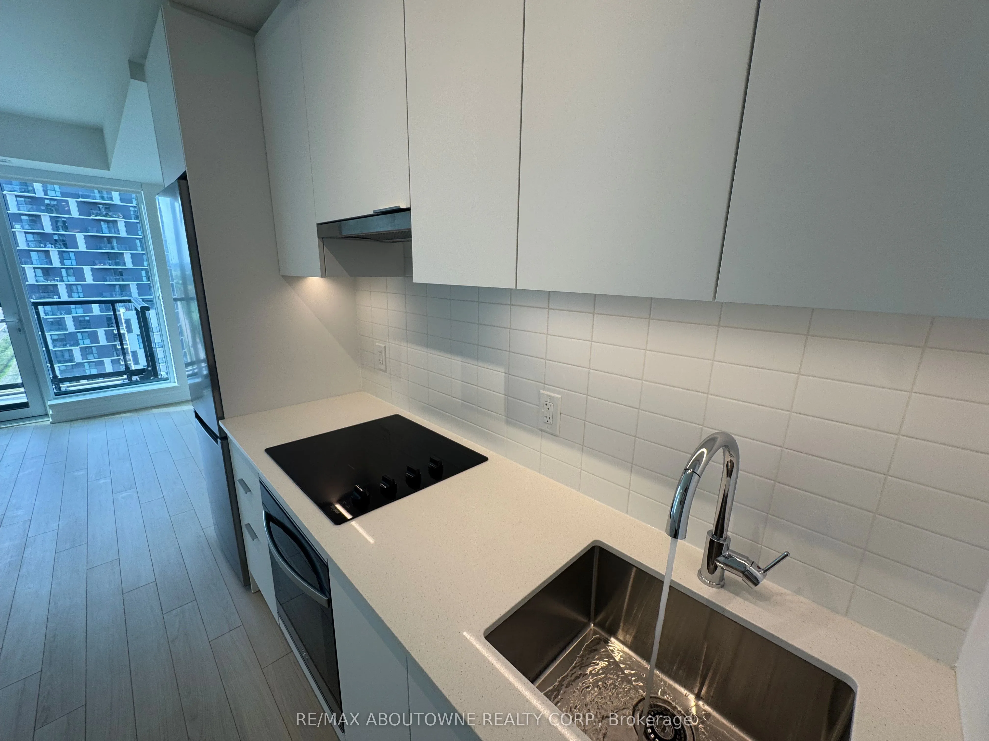 3079 Trafalgar Road, #1204