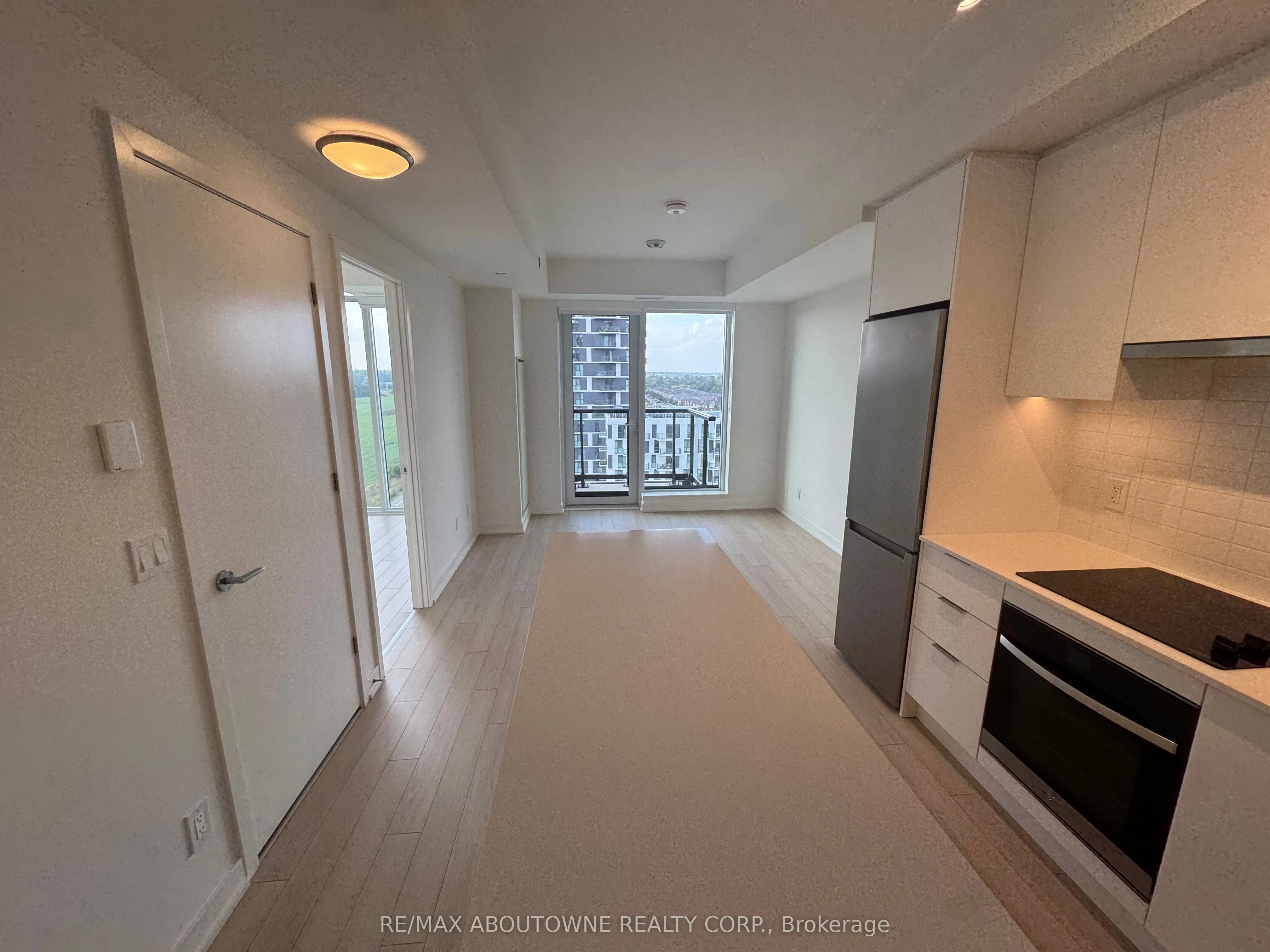 3079 Trafalgar Road, #1204