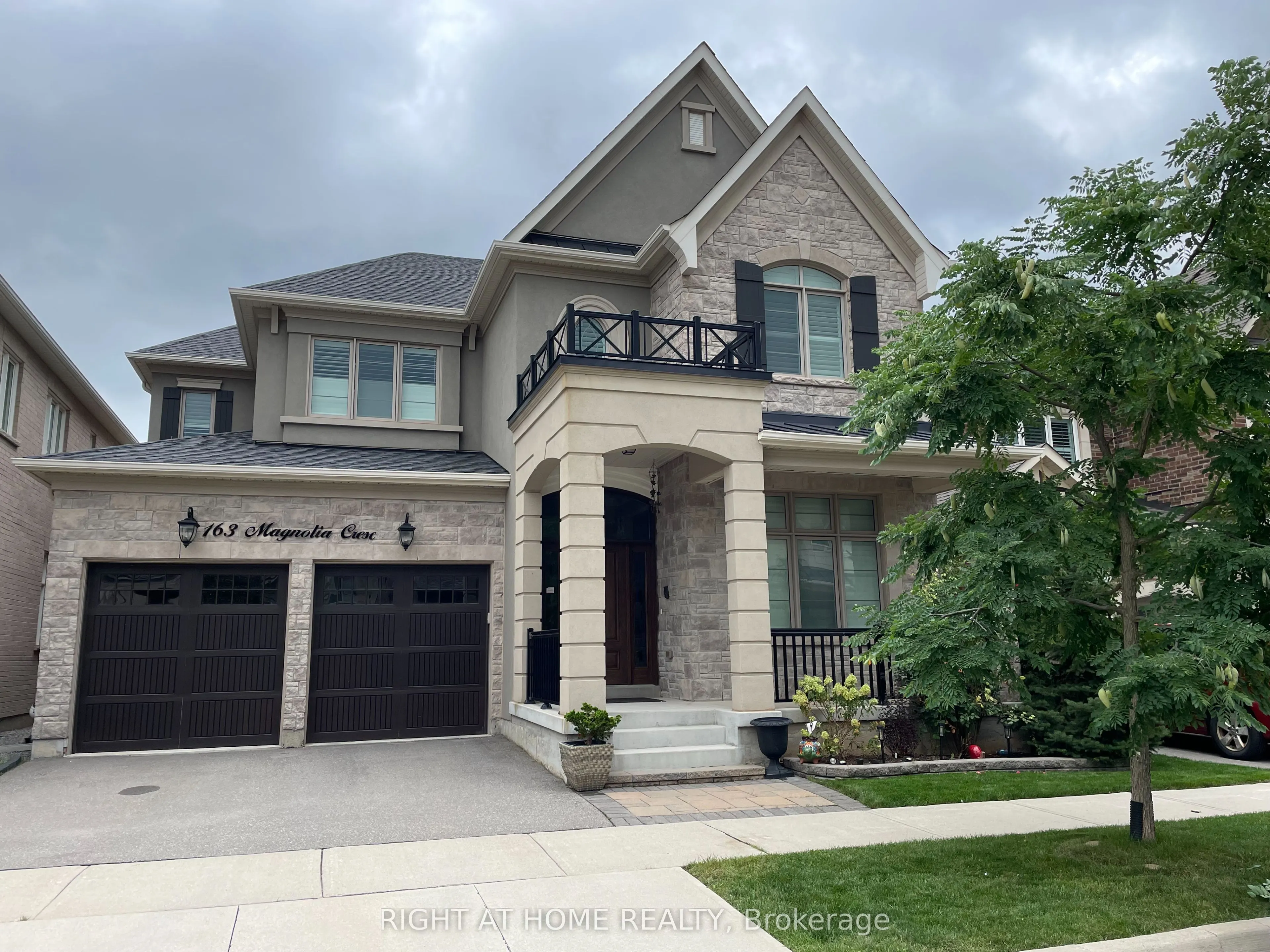 163 Magnolia Crescent