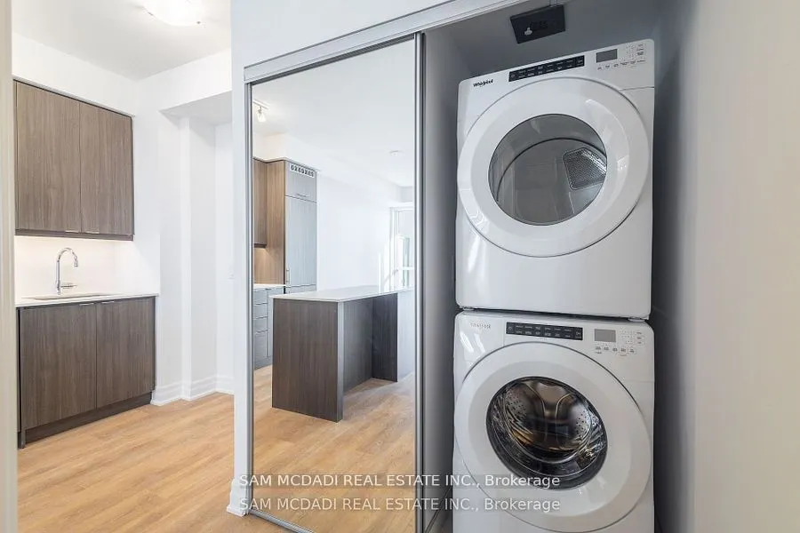 30 Elm Drive, #2709