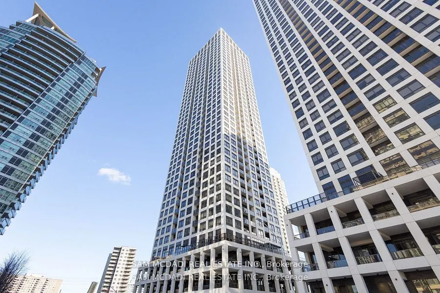 30 Elm Drive, #2709