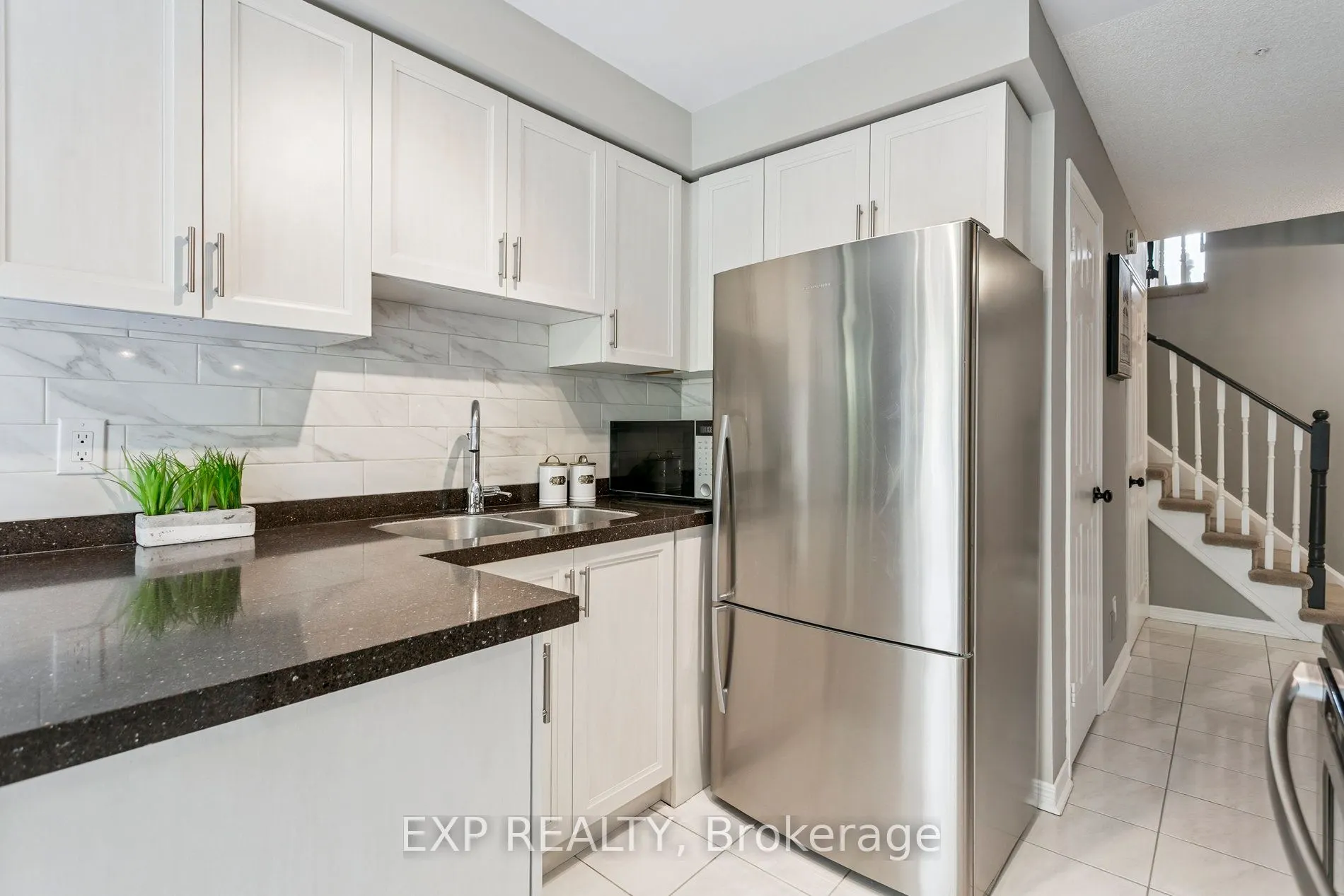 2006 Glenada Crescent, #5