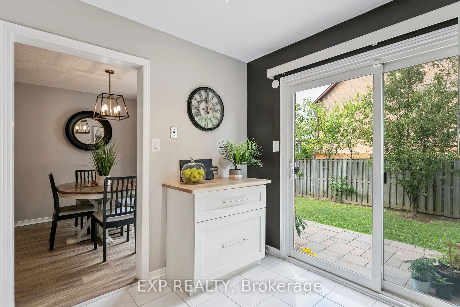 2006 Glenada Crescent, #5
