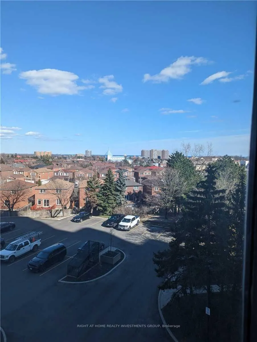350 Webb Drive, #512