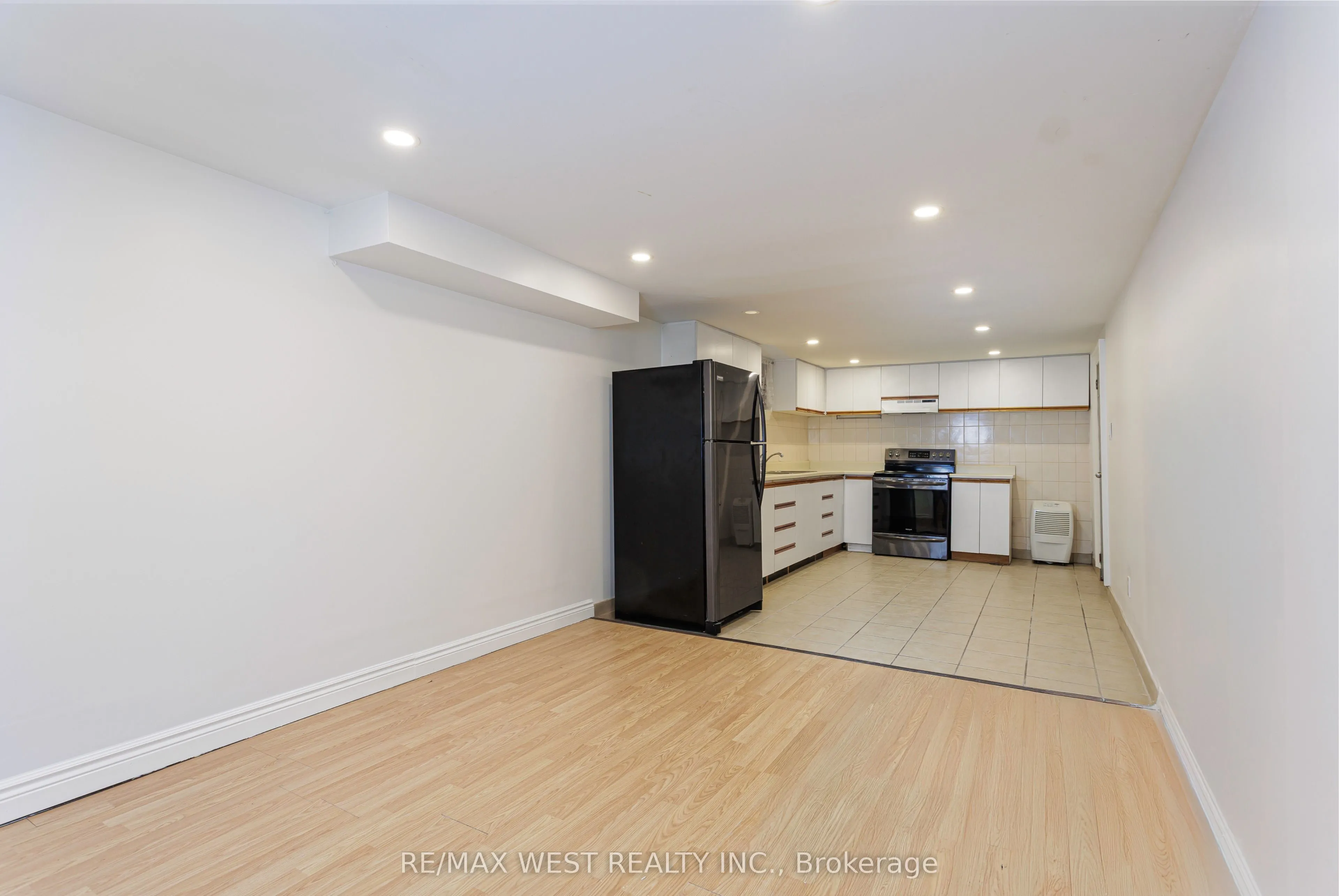 111 Galley Avenue, #bsmt