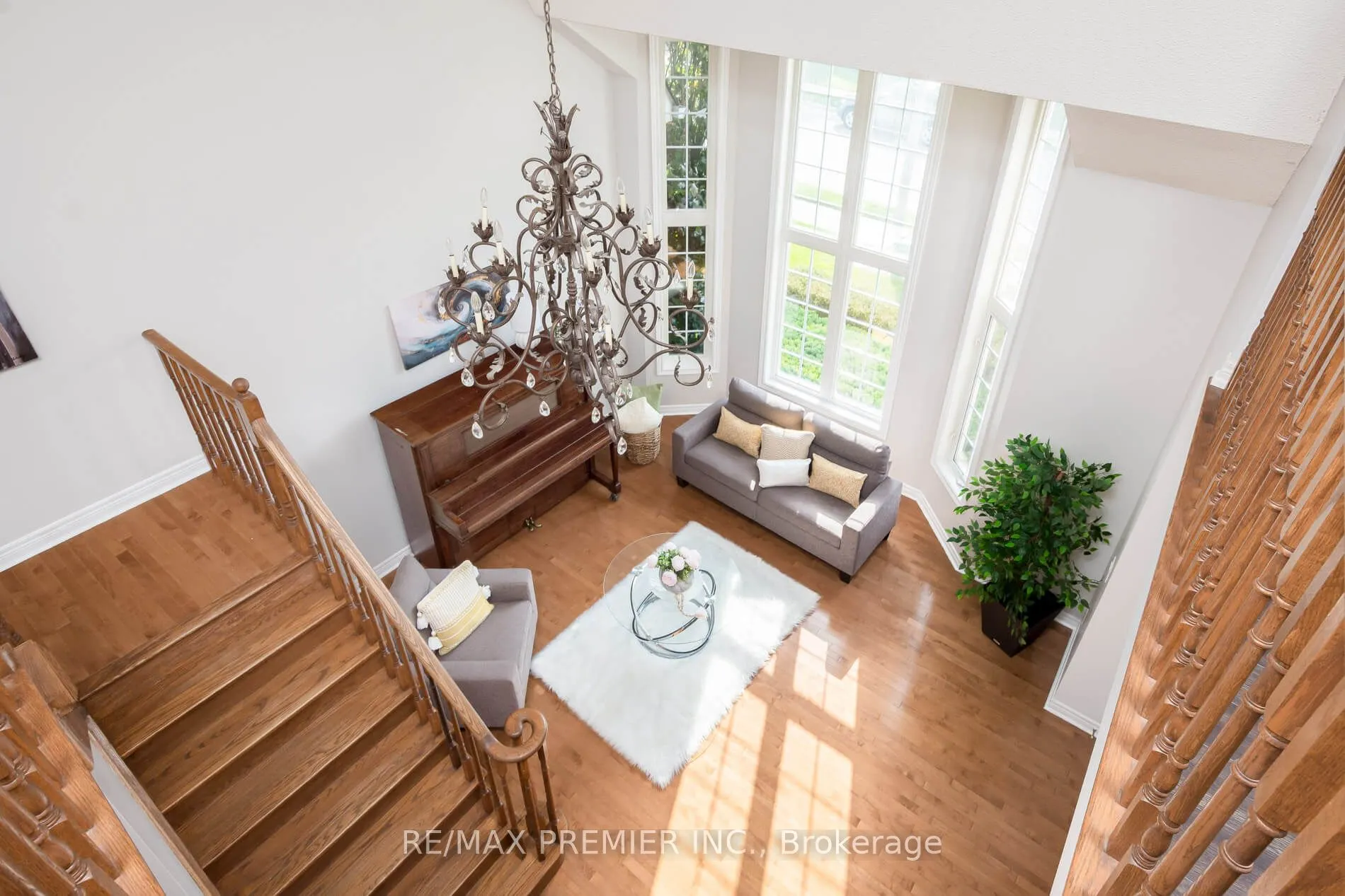 6 Donwoods Court