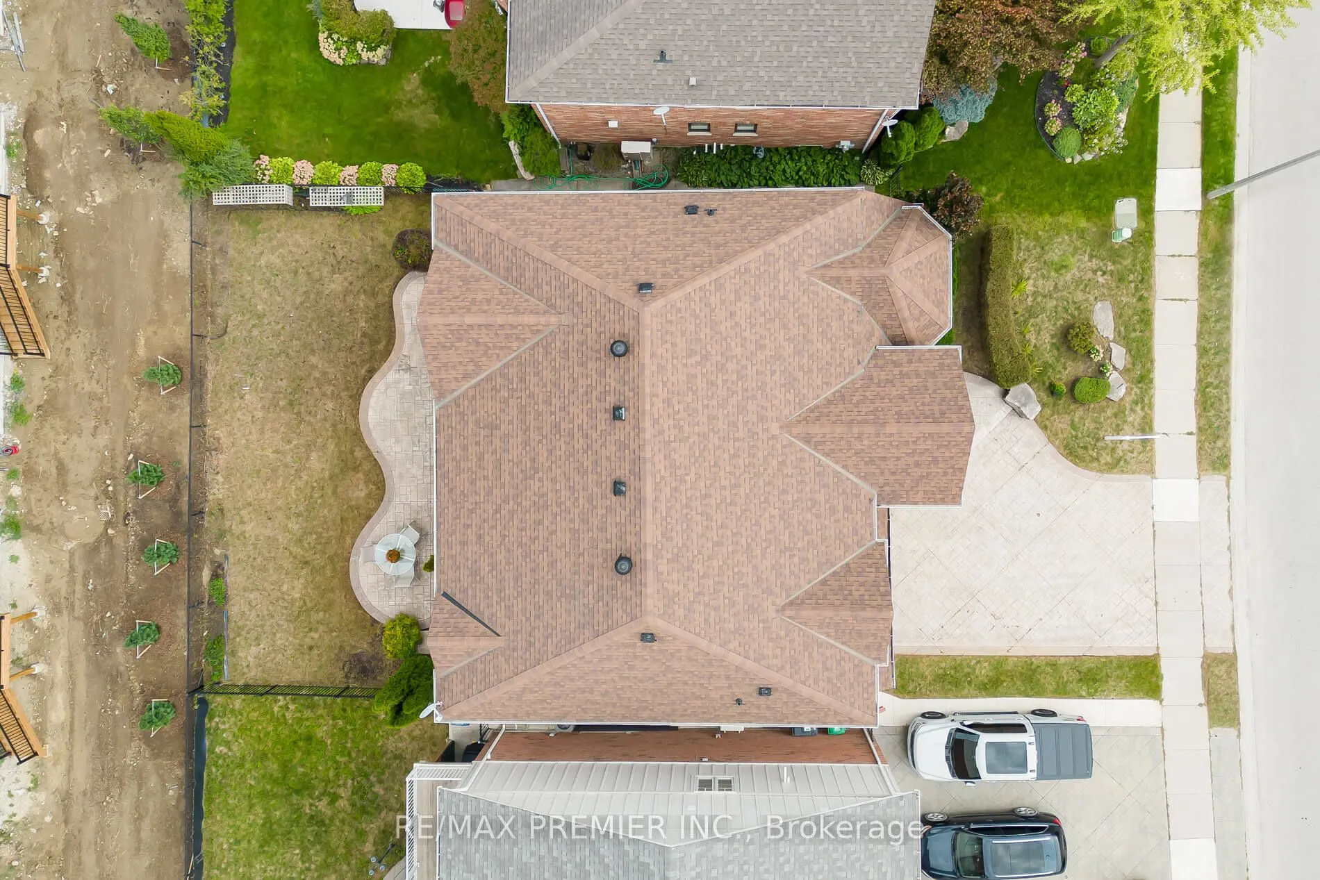 6 Donwoods Court