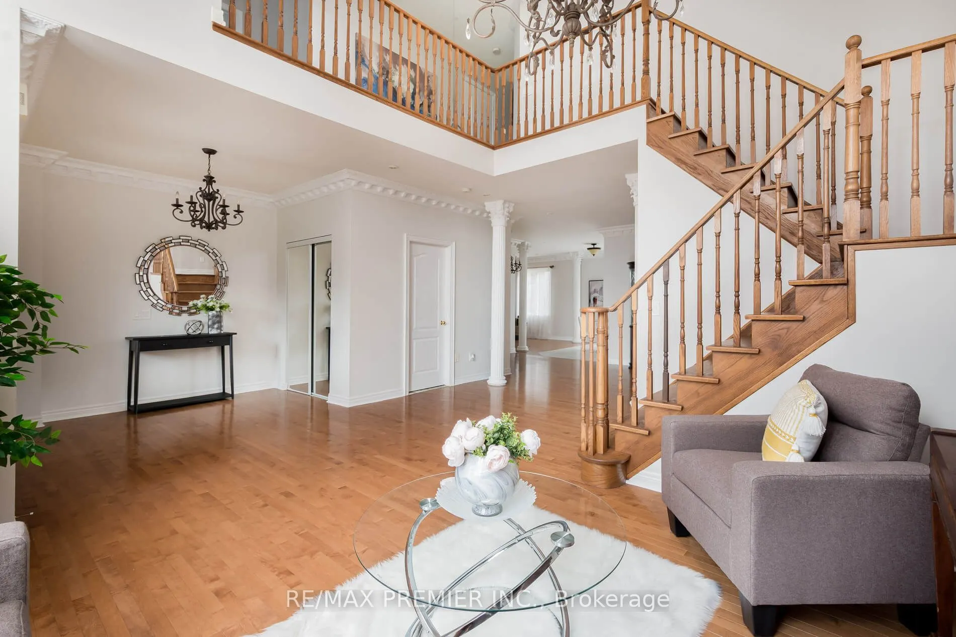 6 Donwoods Court