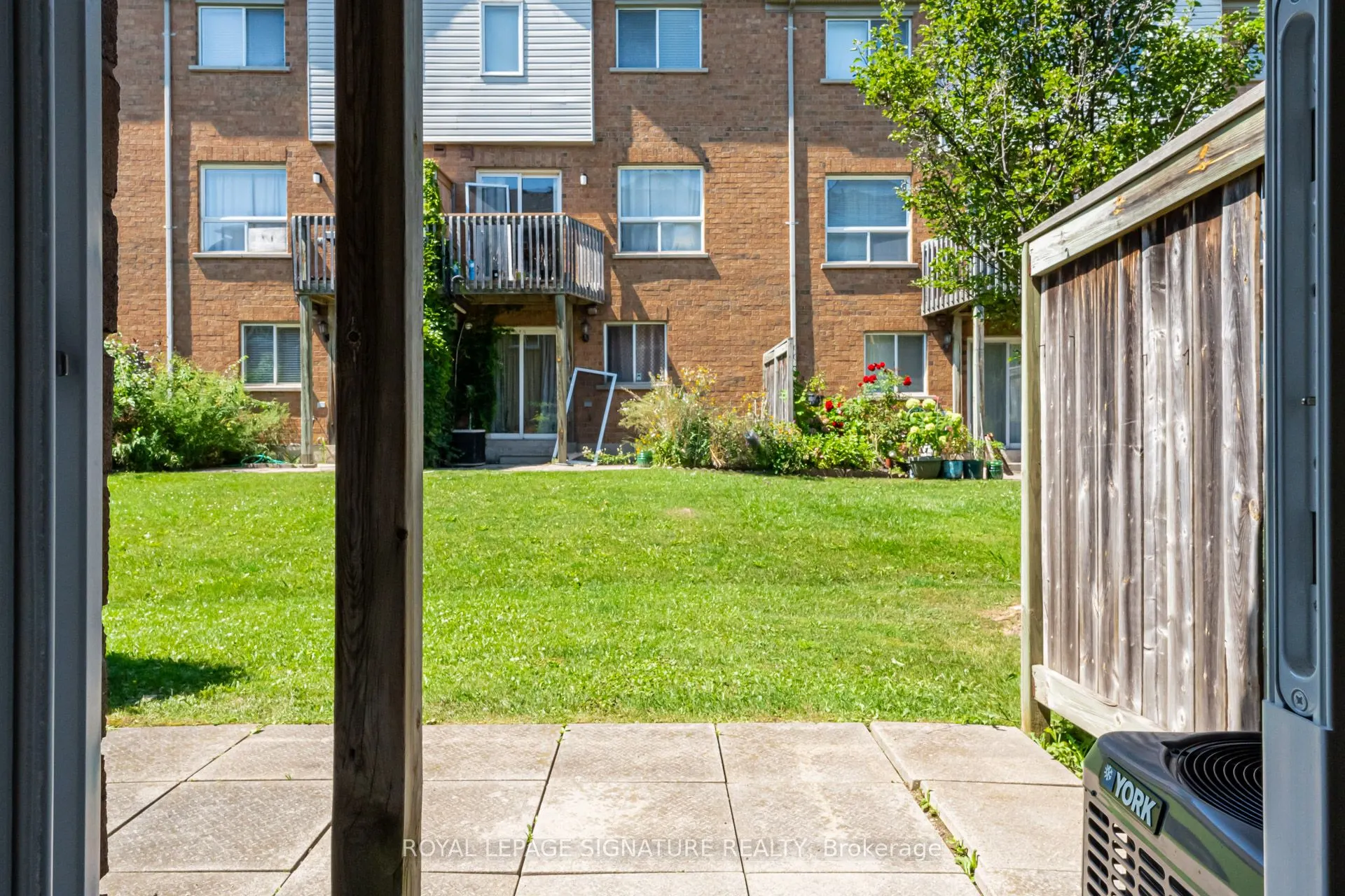 5530 Glen Erin Drive, #137