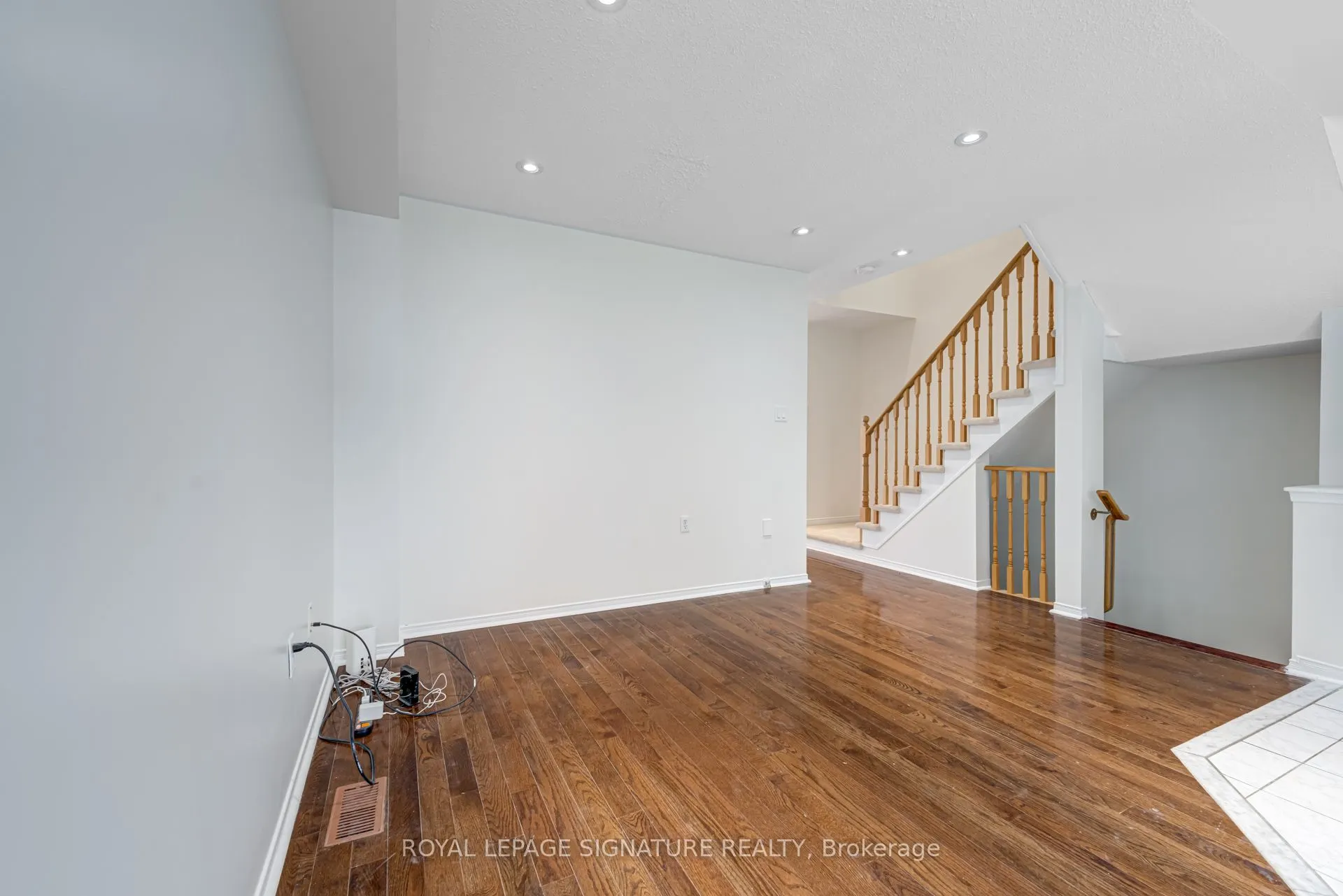 5530 Glen Erin Drive, #137