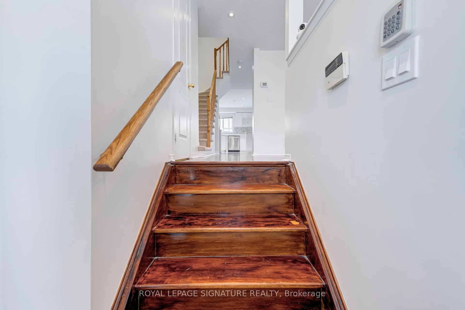 5530 Glen Erin Drive, #137