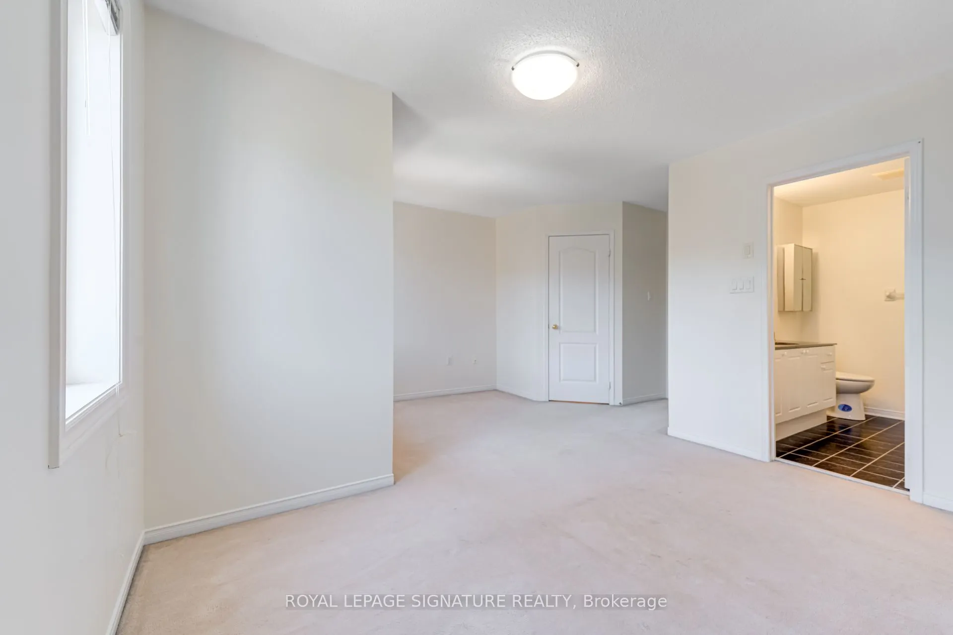 5530 Glen Erin Drive, #137