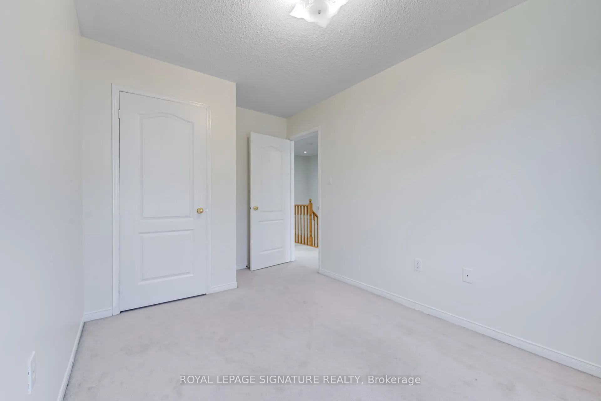 5530 Glen Erin Drive, #137