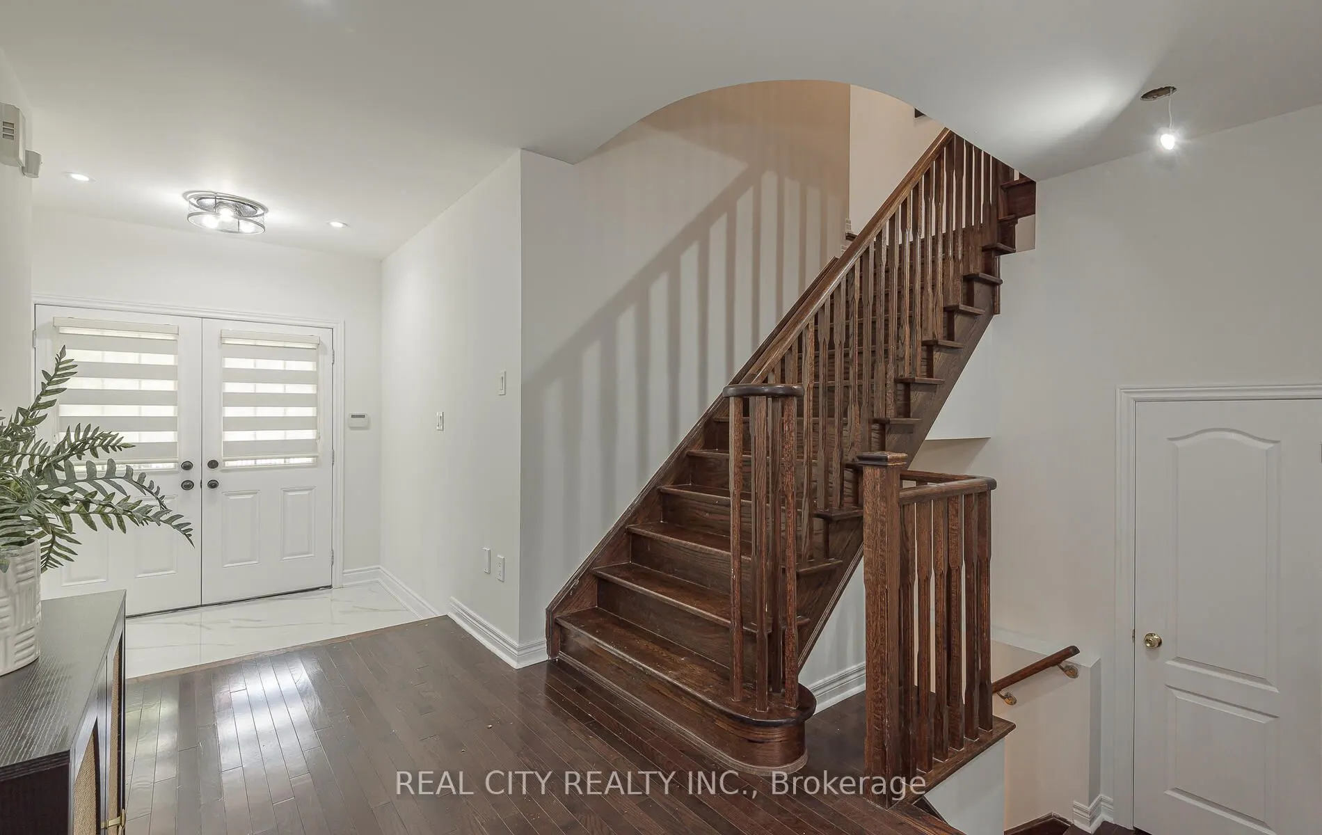27 Bellhaven Crescent