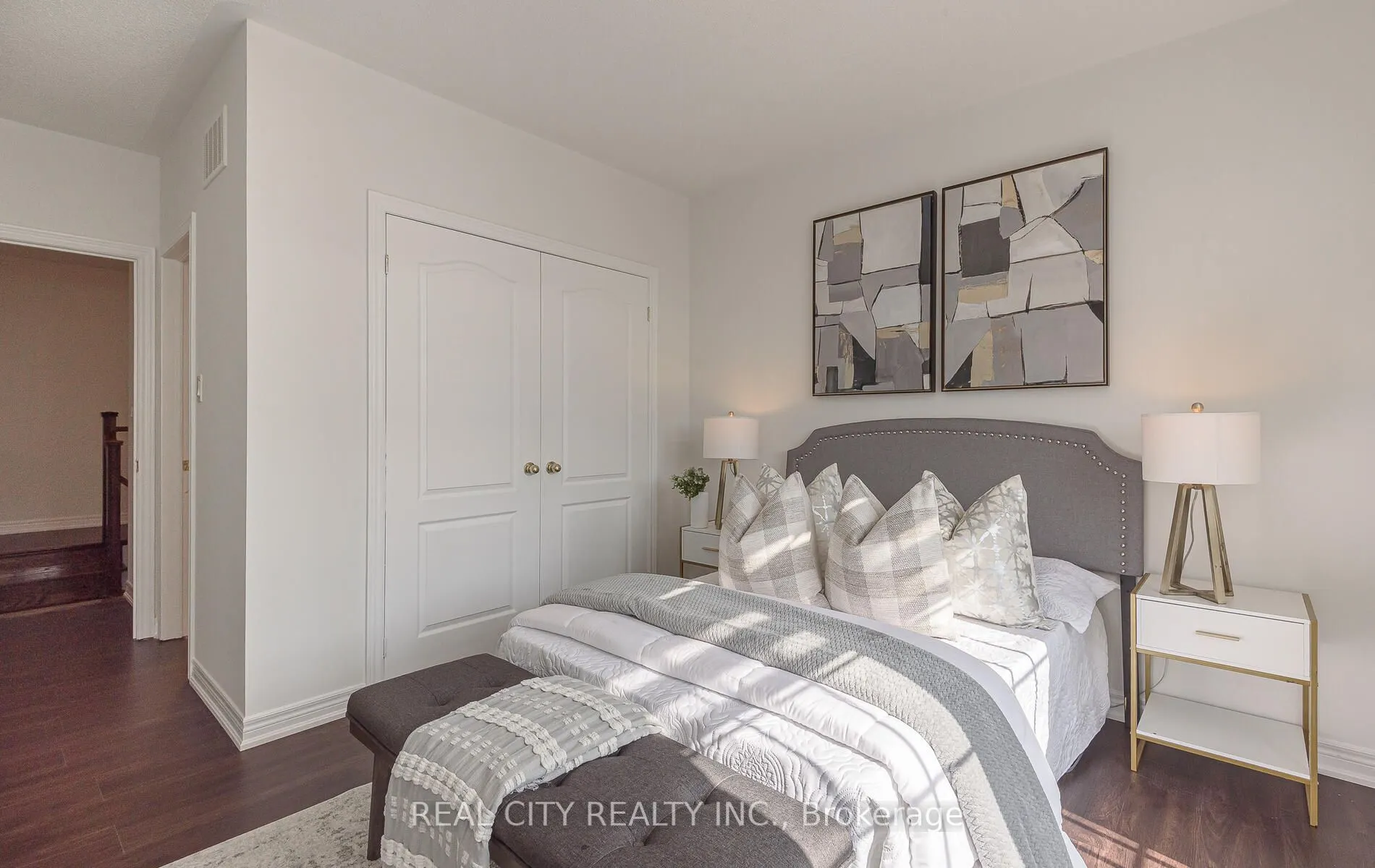 27 Bellhaven Crescent