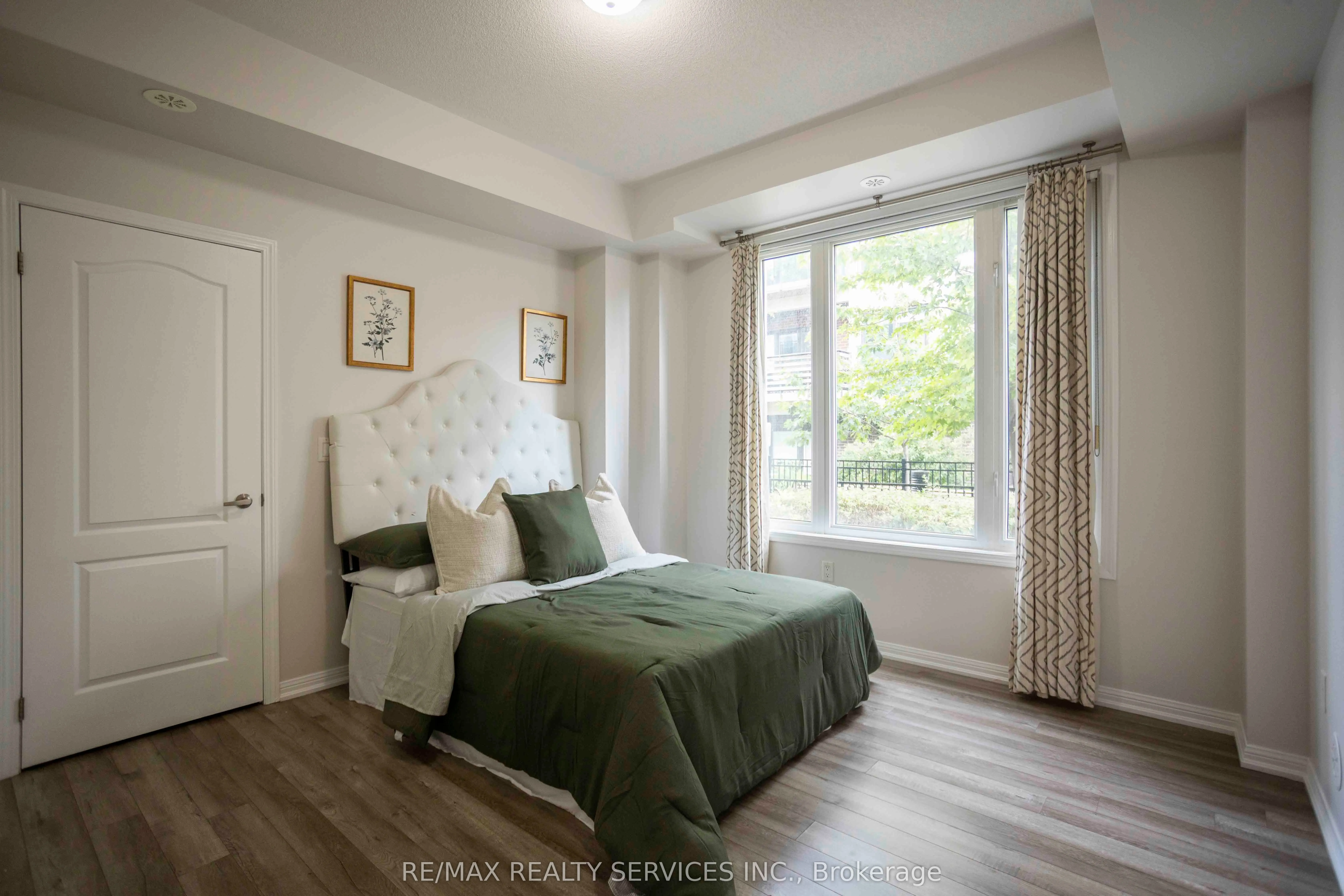 3100 Boxford Crescent, #8
