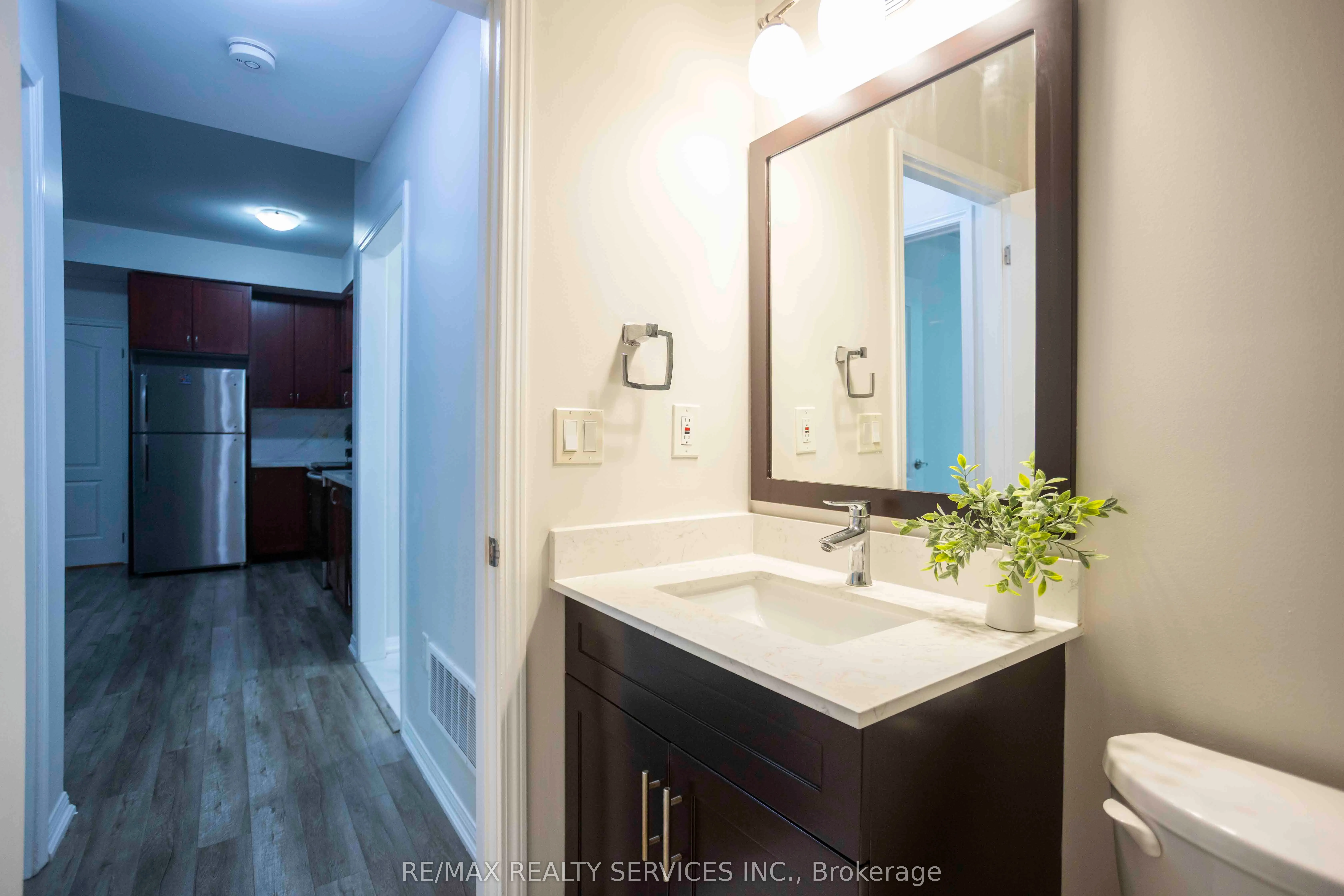 3100 Boxford Crescent, #8